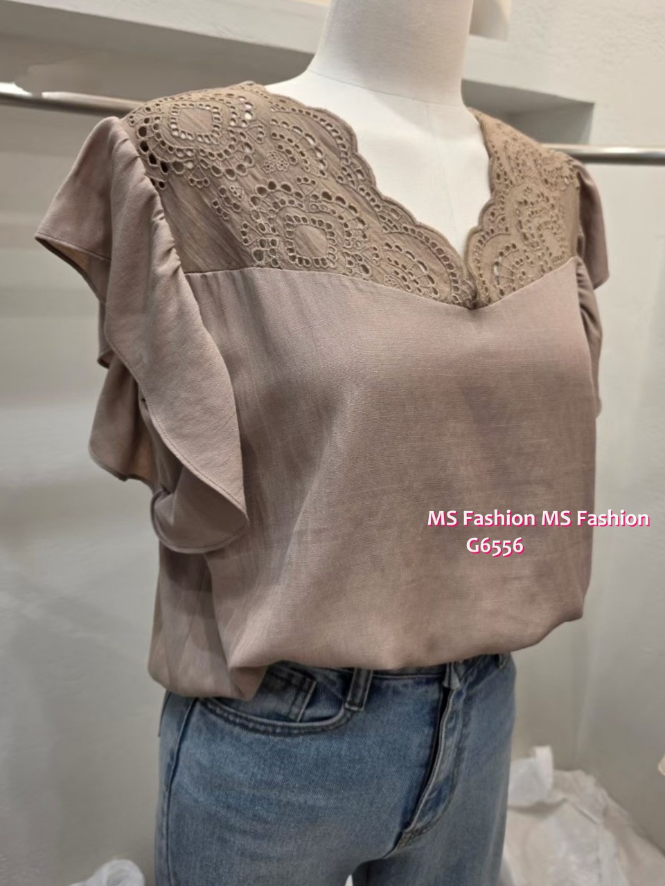 G6556 波浪通花V領top