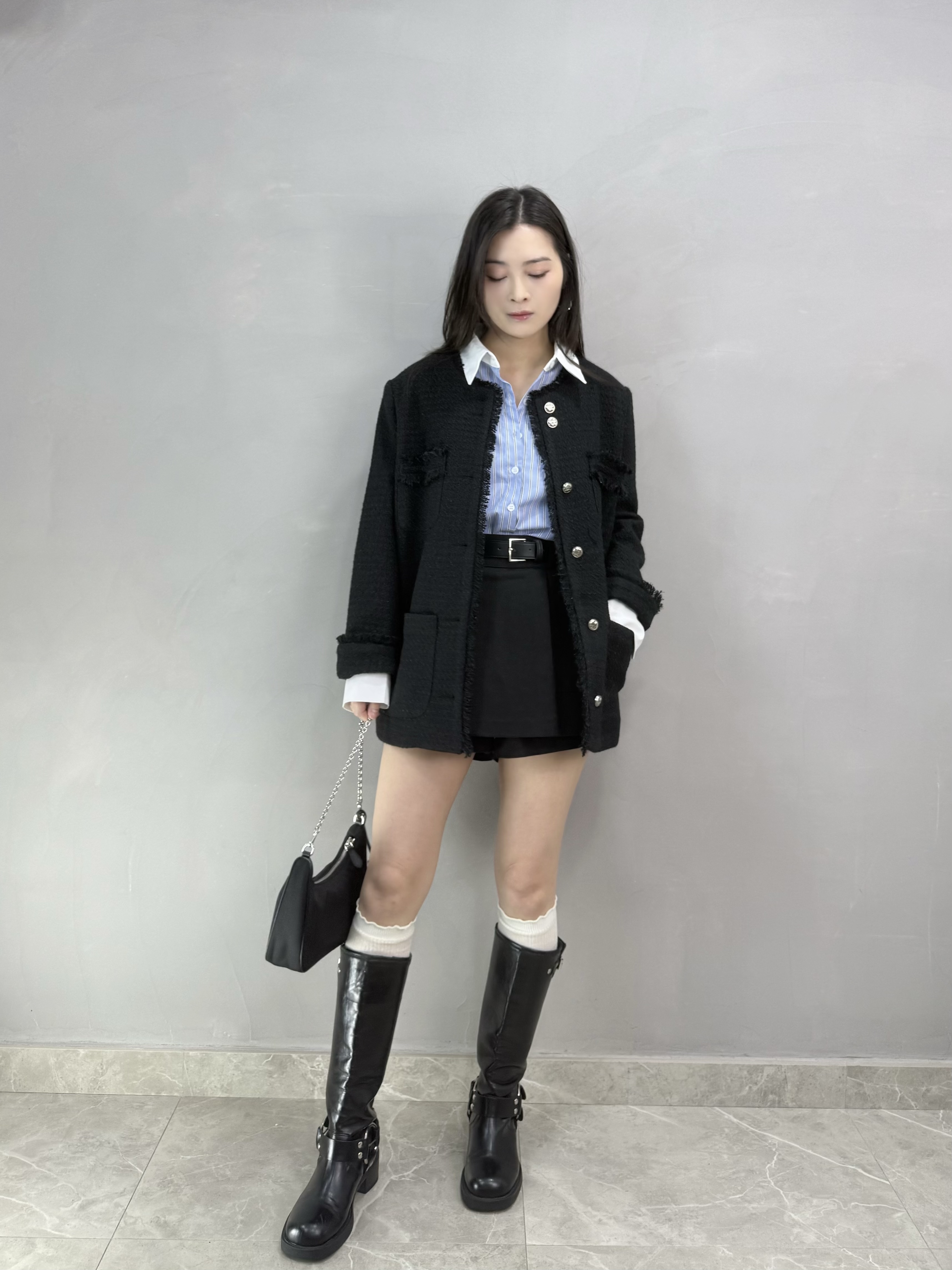 G64 撞白色領條子恤衫