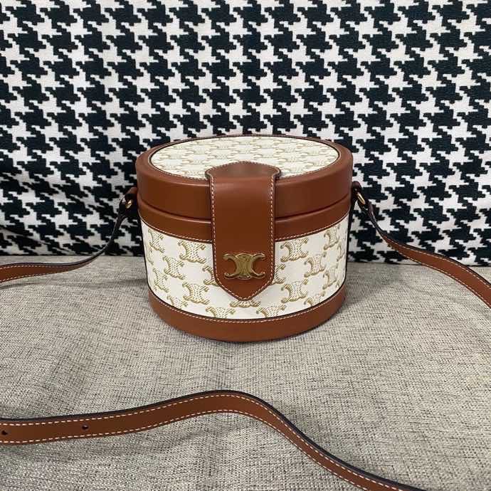 【預訂貨品】Celine經典盒子包 