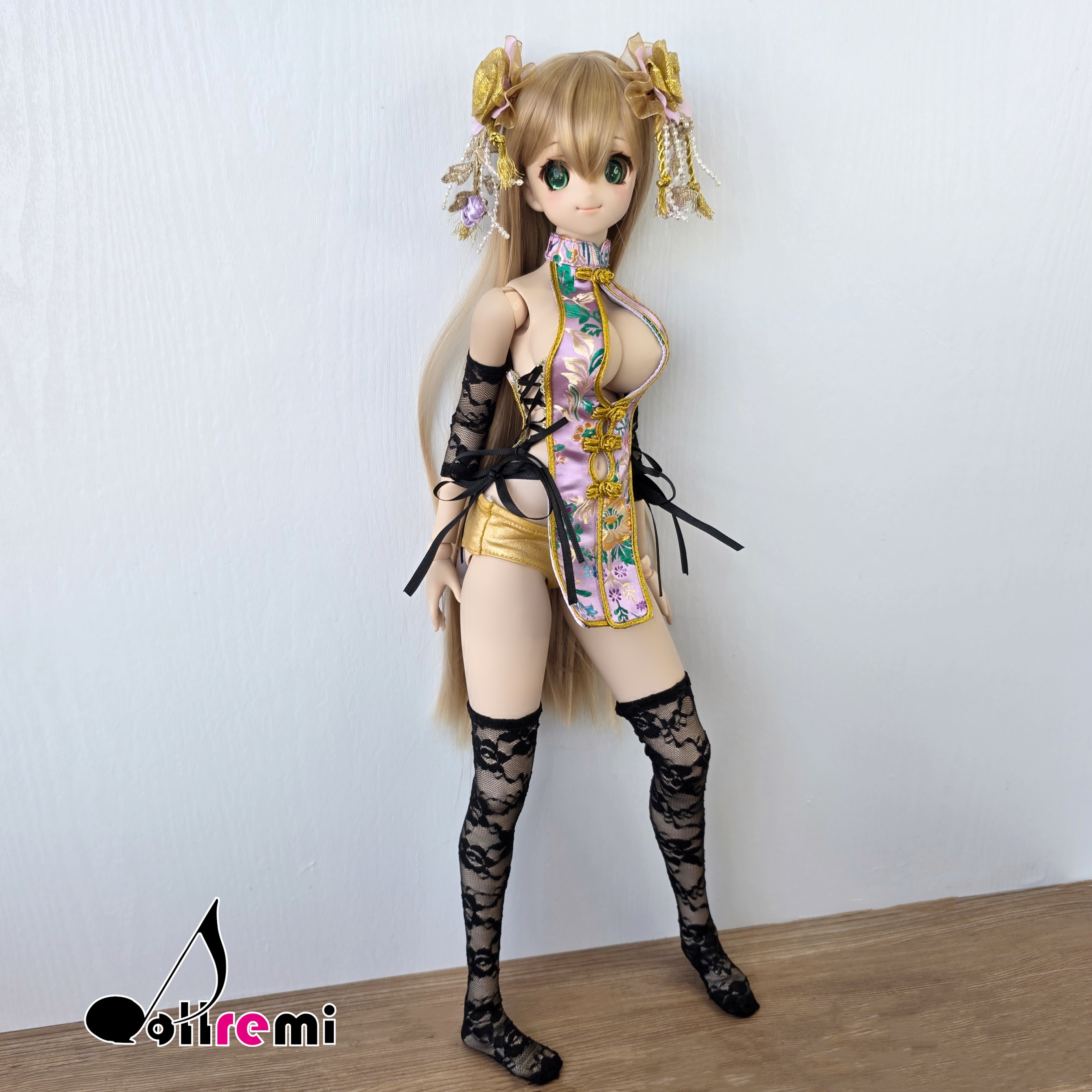 【dollremi】(DD0916) 性感露胸旗袍 Sexy low-cut Cheongsam