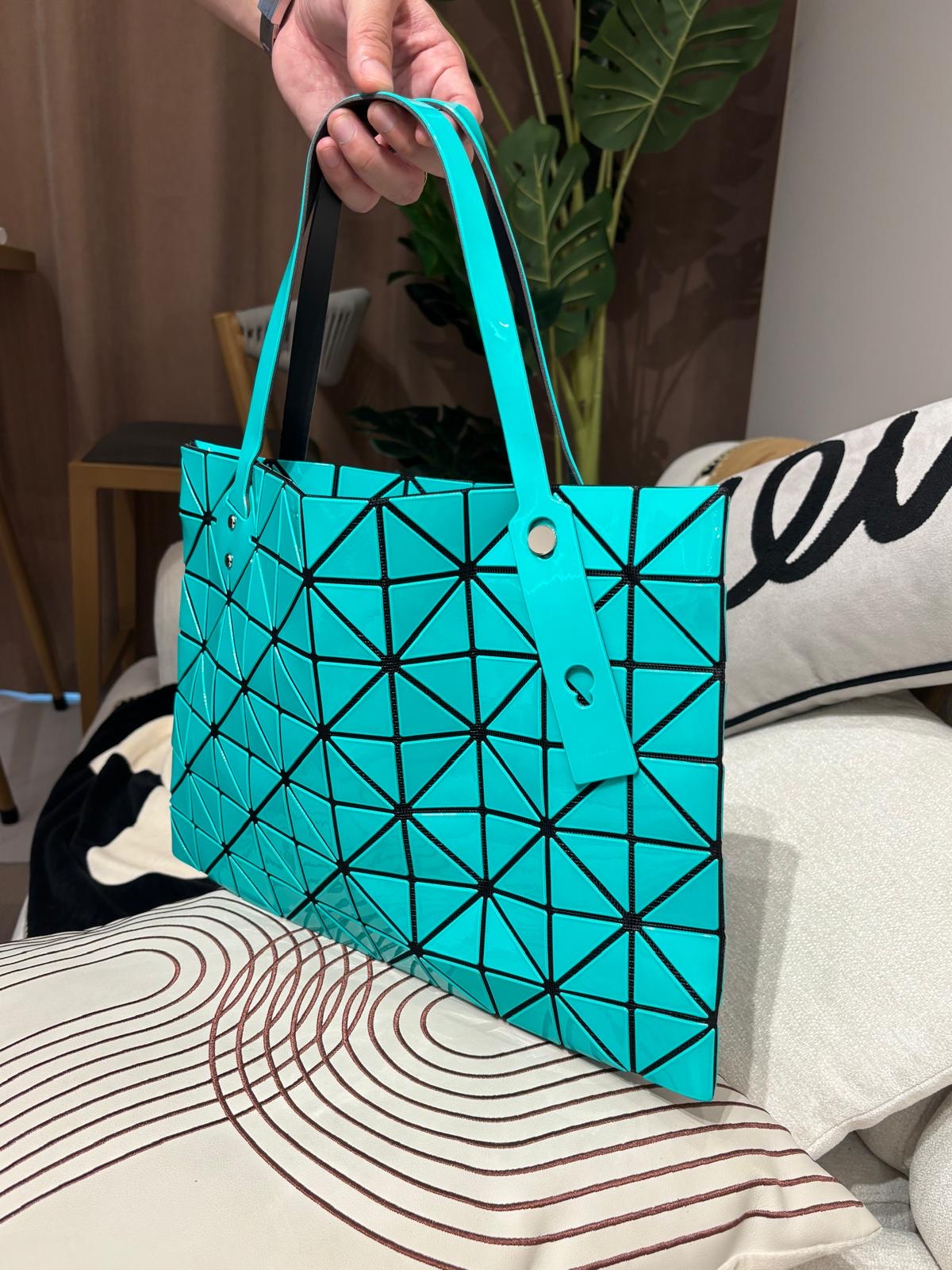 Issey miyake Boston bag 100%Authentic ,95%new