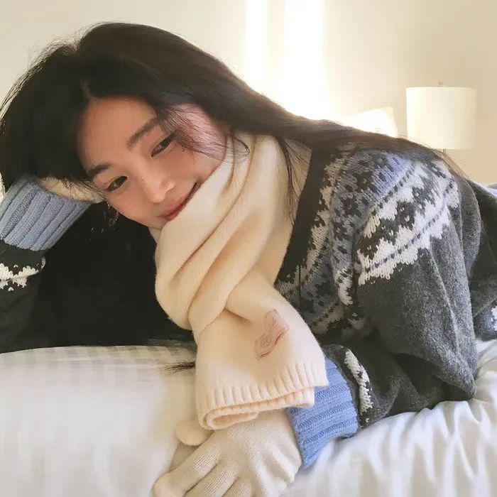 rockfish圍巾手襪禮盒 🉐限時折扣 三個顏色：pink / cream /light grey