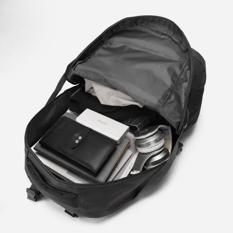 60 L Trekking Backpack / Hiking Backpack