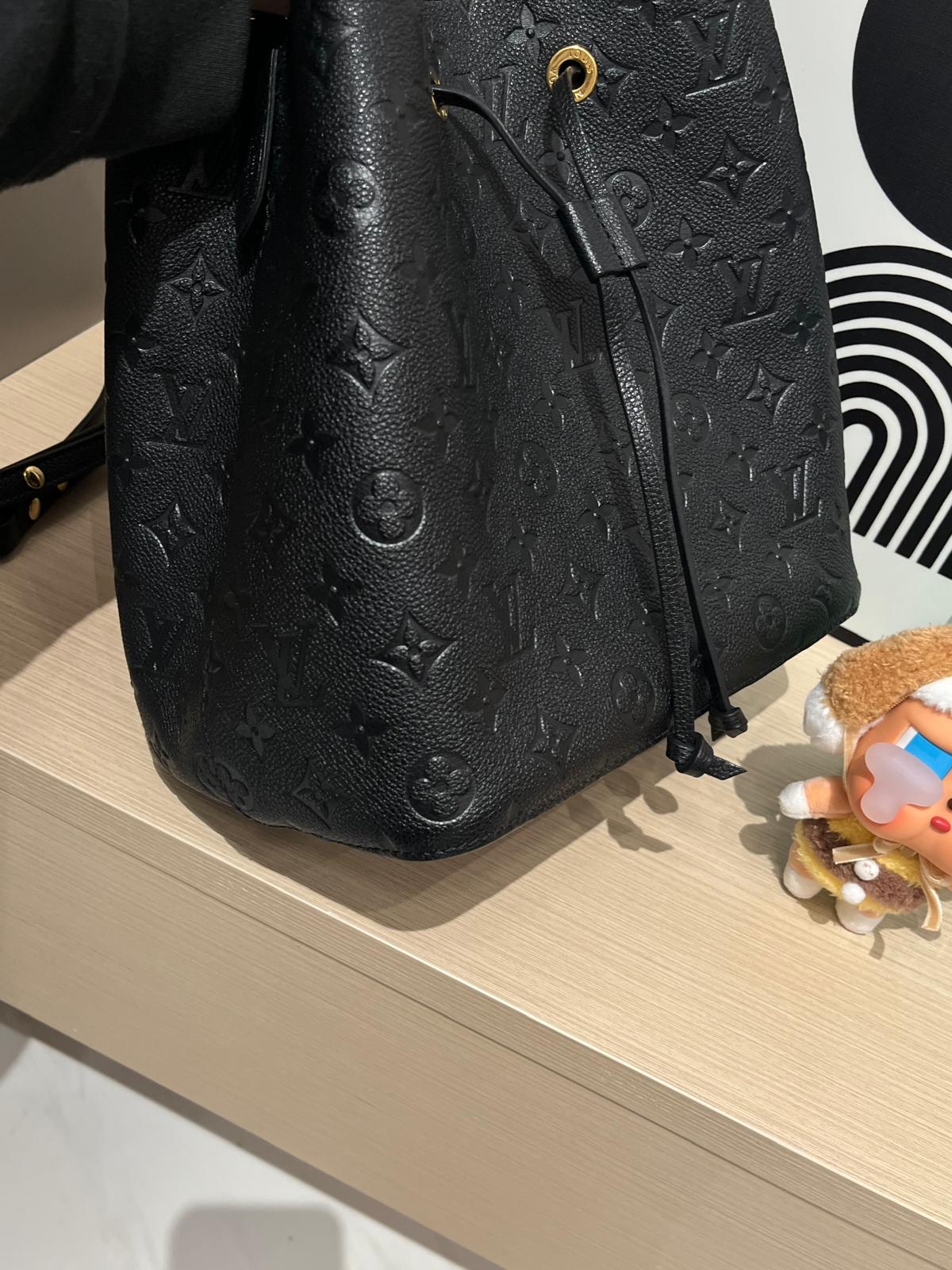 Lv Neonoe MM M45256 Monogram Empreinte Leather 100%Authentic,98%new✅dust bag✅Box