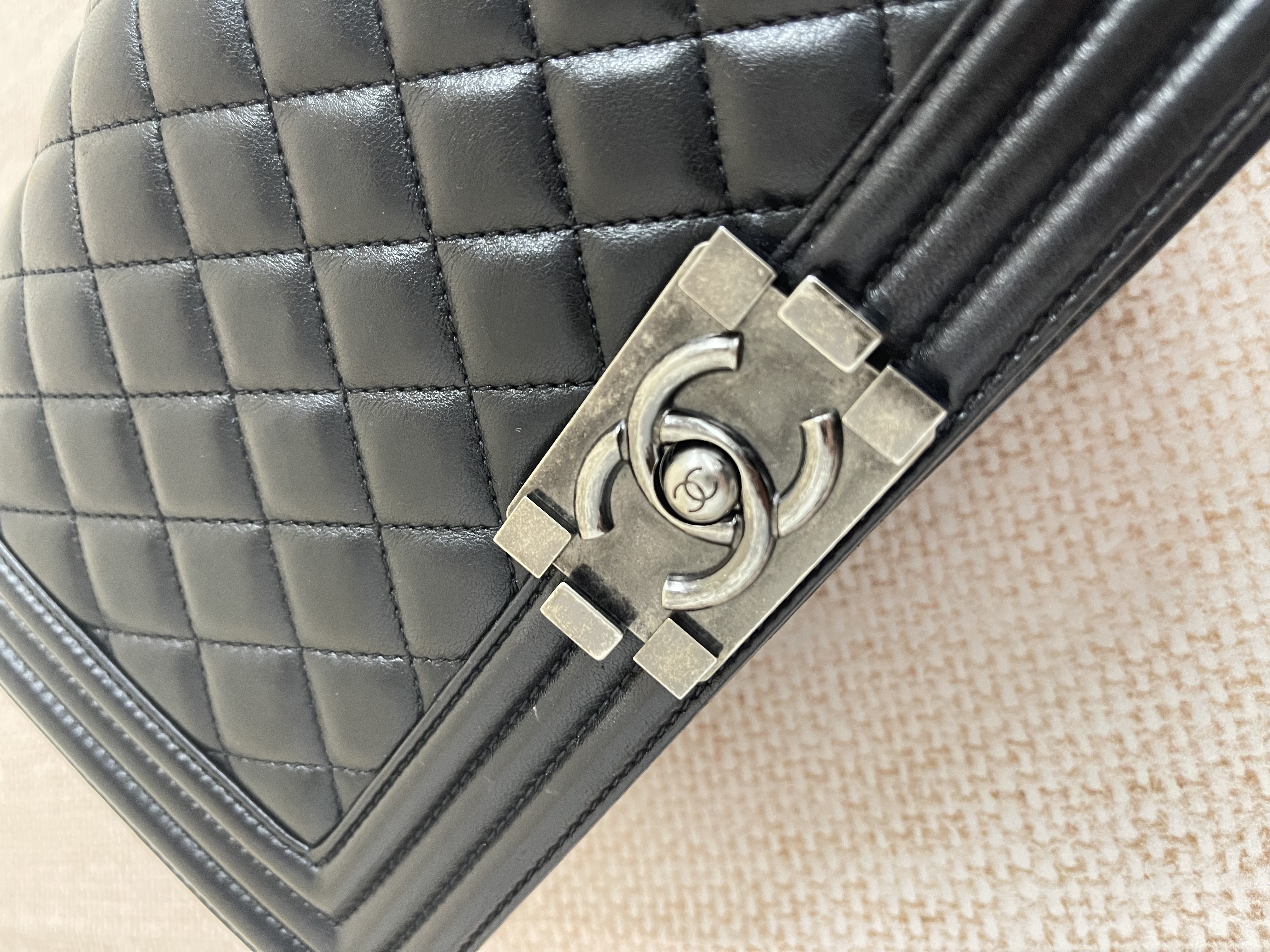 Pre-owned Chanel Boy / Product Code: 26040601