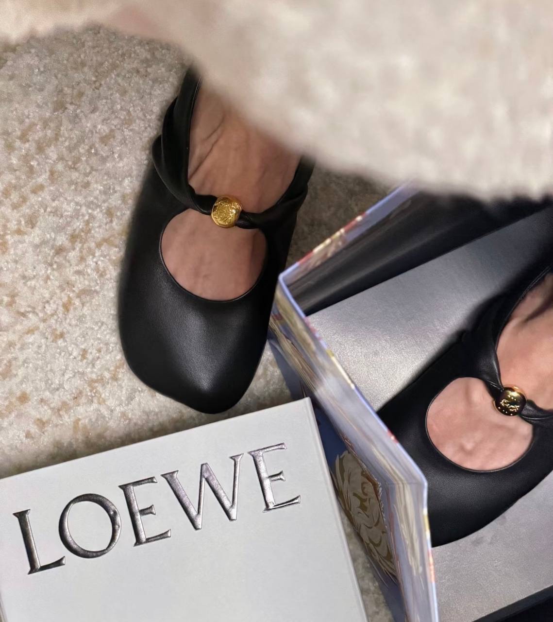 限時優惠✨訂貨🍒Loewe pebble 小金鈕芭蕾舞鞋 Size 35/36/37/38/39/40/41