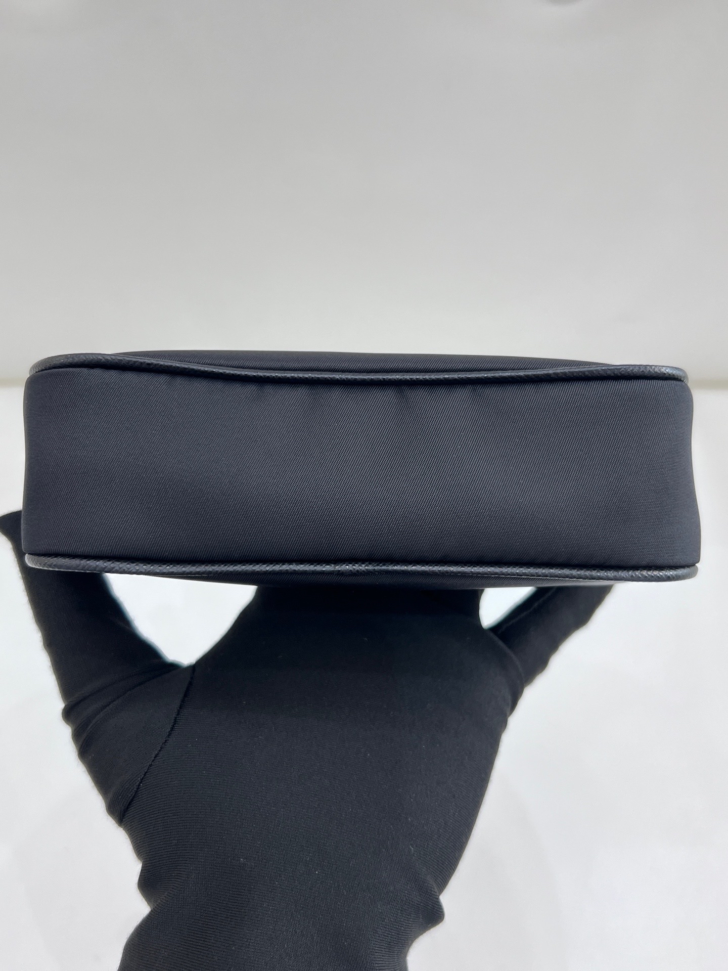 【預訂貨品】 Full set Prada黑色mini hobo