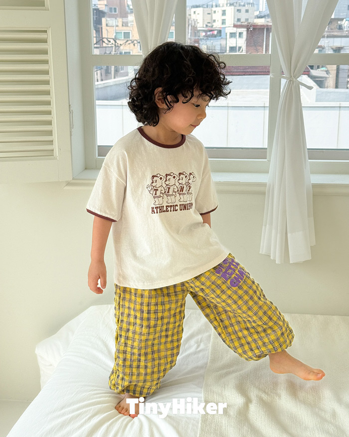 🇰🇷Tiny Hiker tee