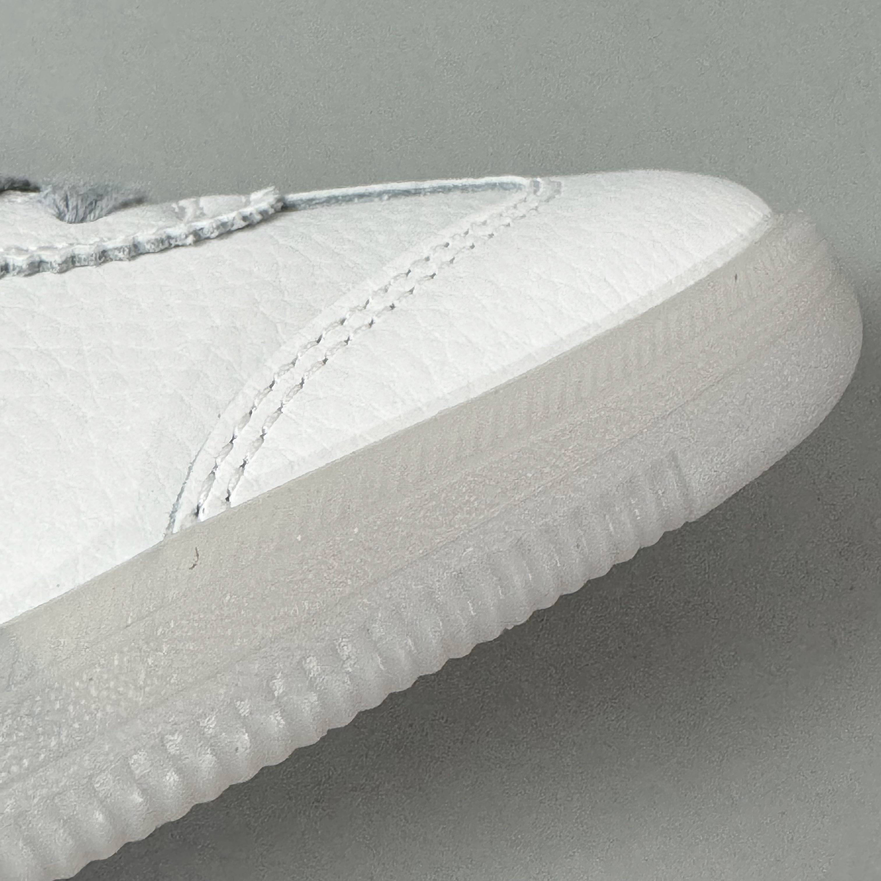 Onitsuka Tiger Tokuten