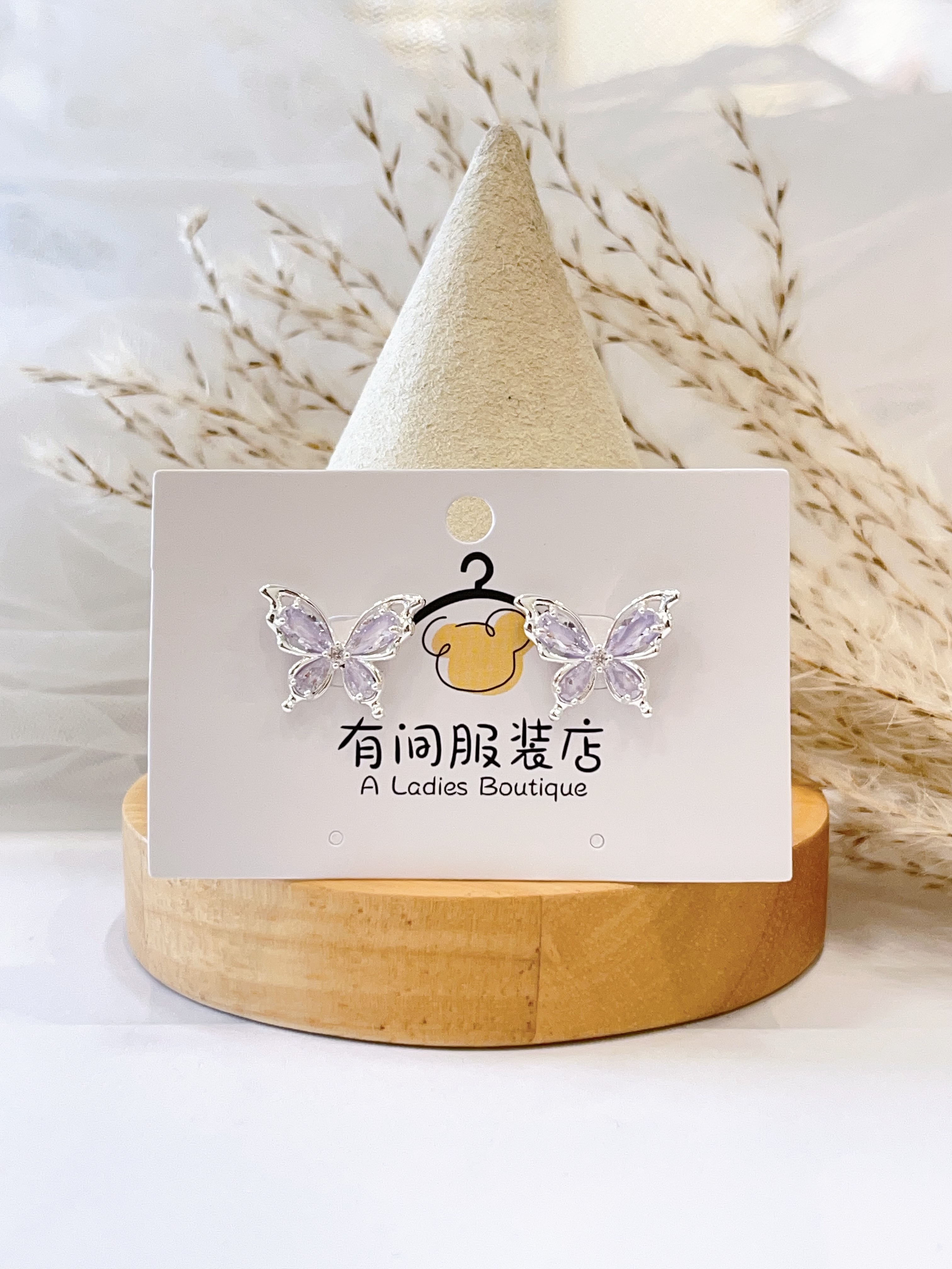 时尚甜美灵动蝴蝶耳环