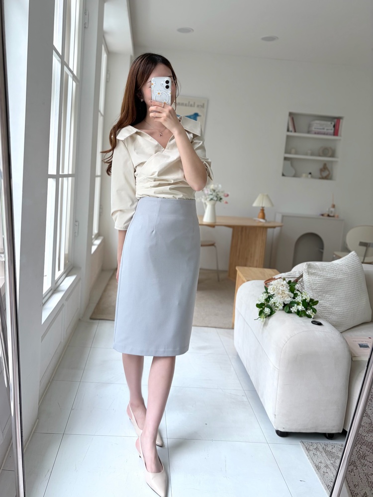 Leonie Tailored Midi Skirt (Misty Blue)