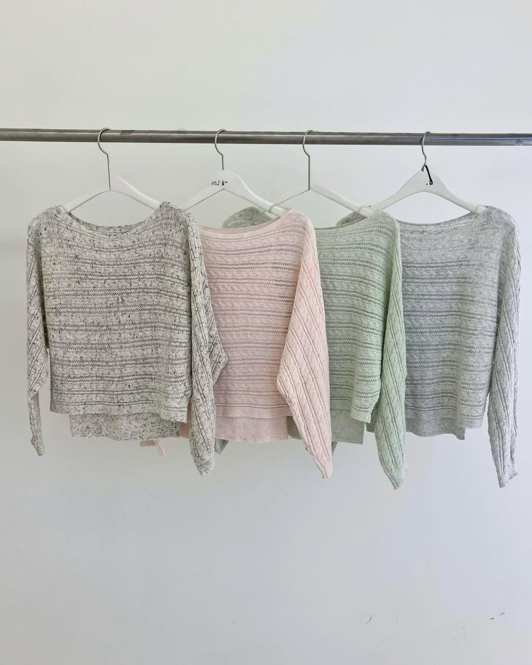 麻花針織露膊Top (連吊帶）