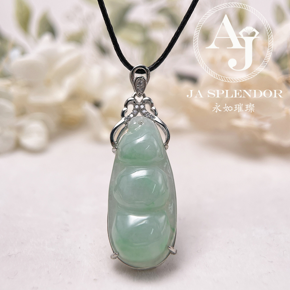 JNS-65 天然翡翠A玉 膠潤細糯化白底青四季平安福豆吊墜