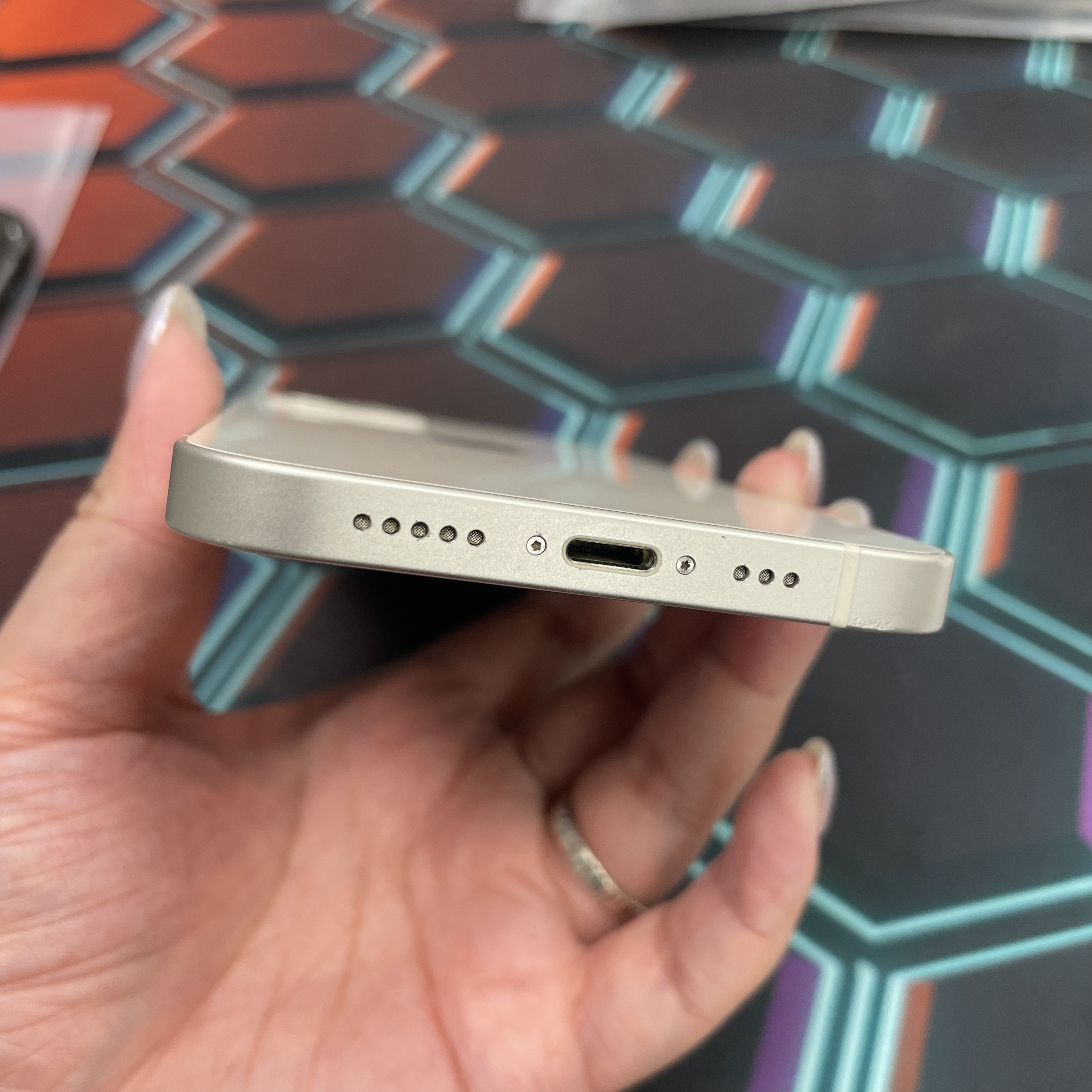 *6957 12 靚機 128GB 電84 白色 white