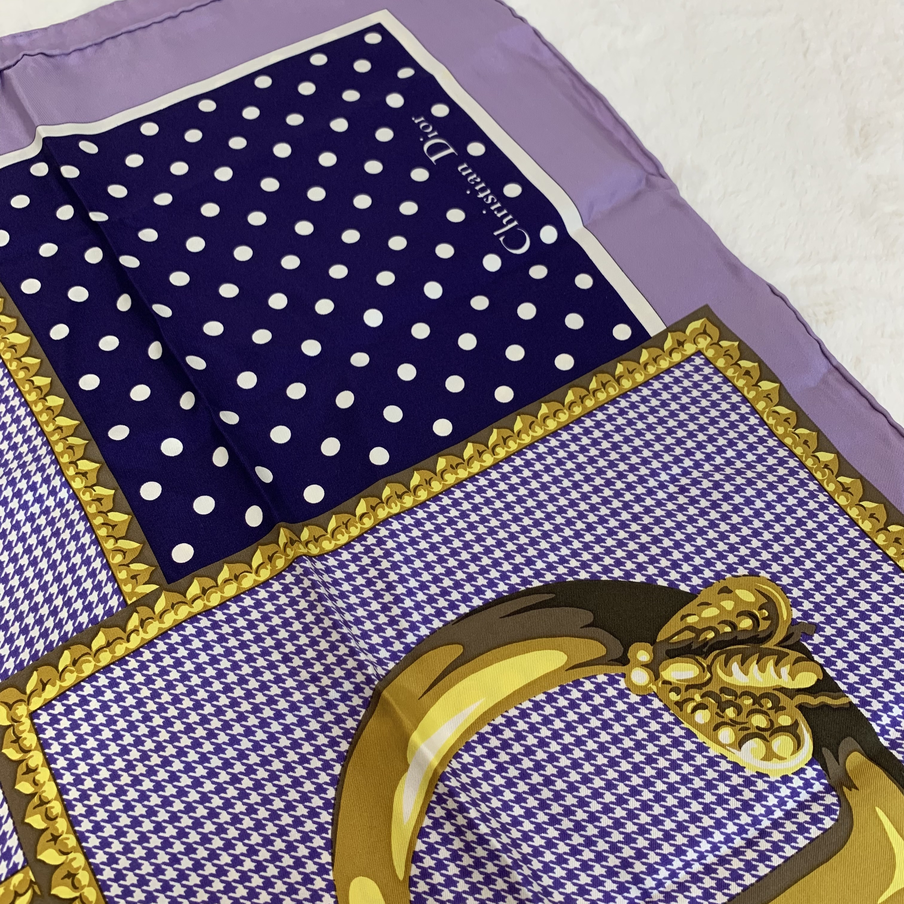 Dior絲巾經典字母配大氣紫色💜