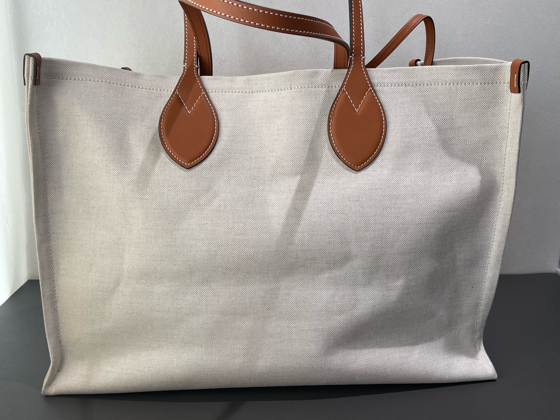［預訂貨品］GUCCI米白色帆布雙面tote bag