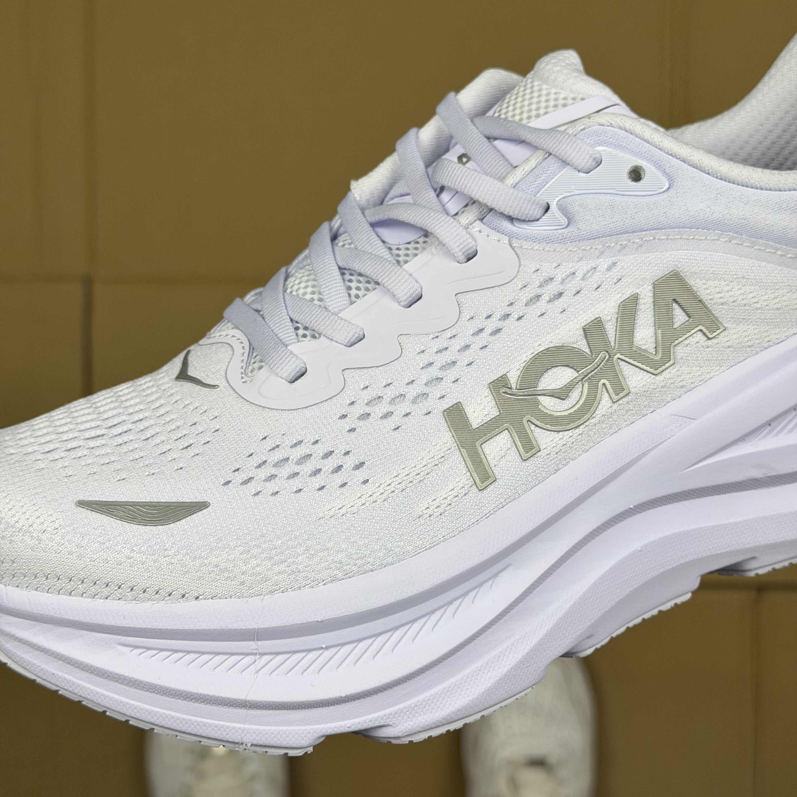 Hoka One One Bondi 9 