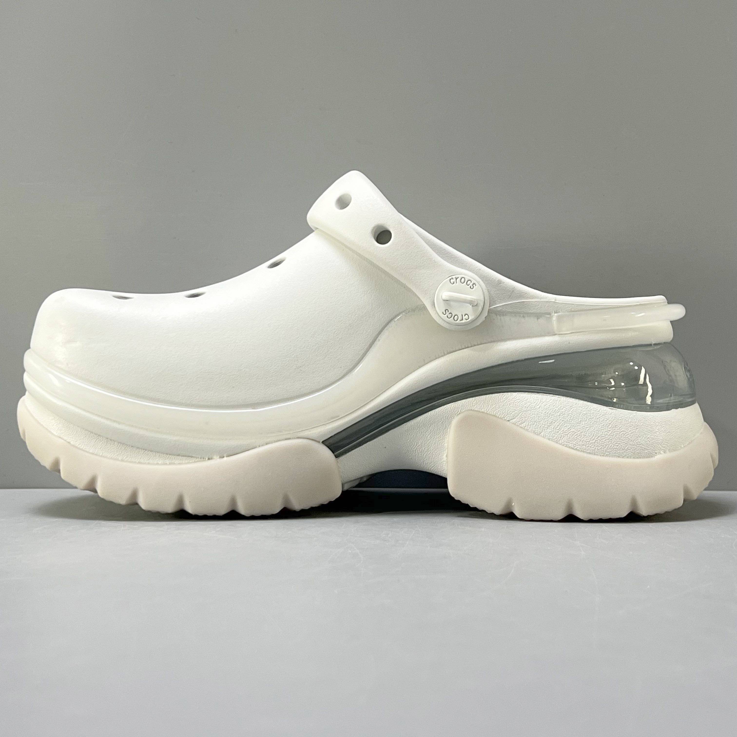 Crocs Super Bae Clog