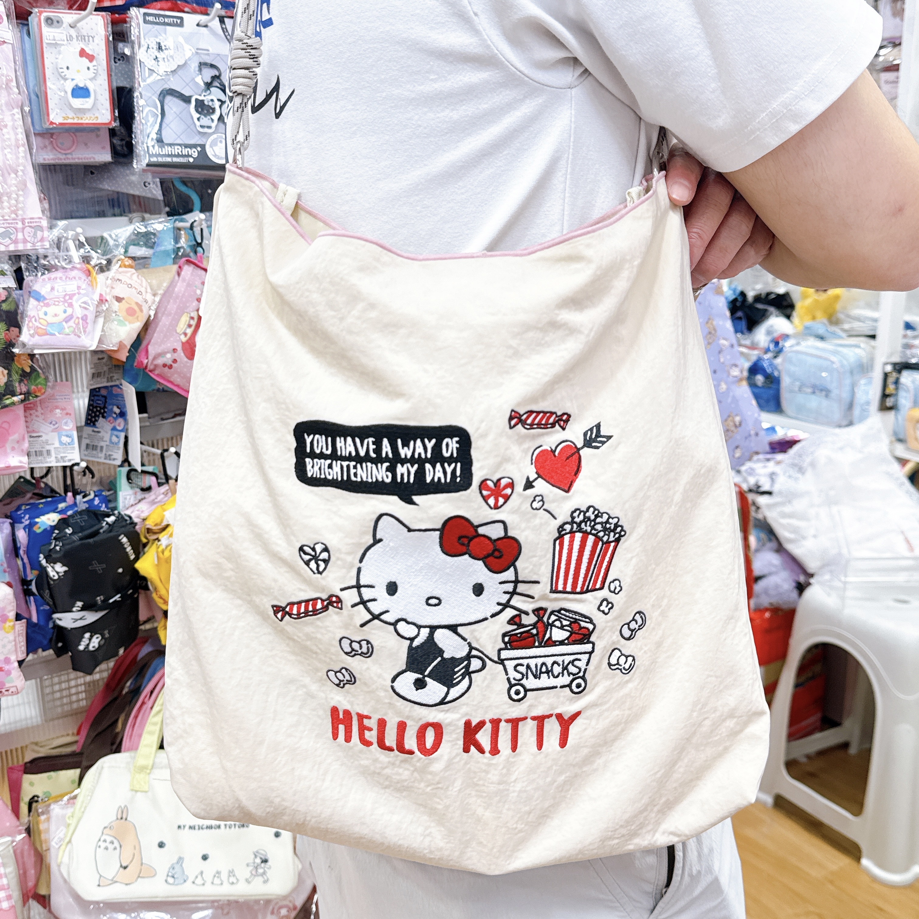 日本限定版Hello Kitty Kuromi側揹袋