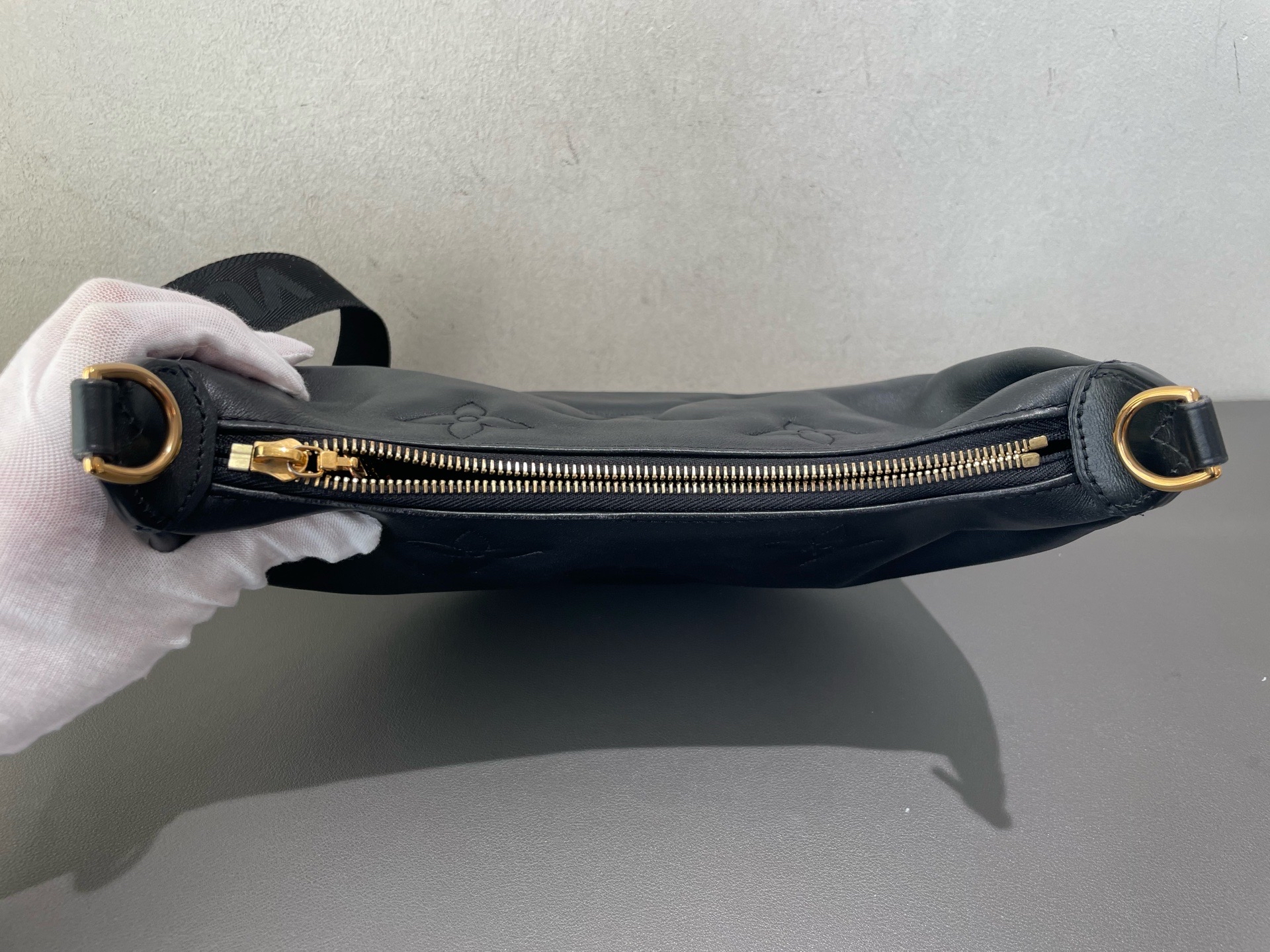 【預訂貨品】LV 黑色月亮包