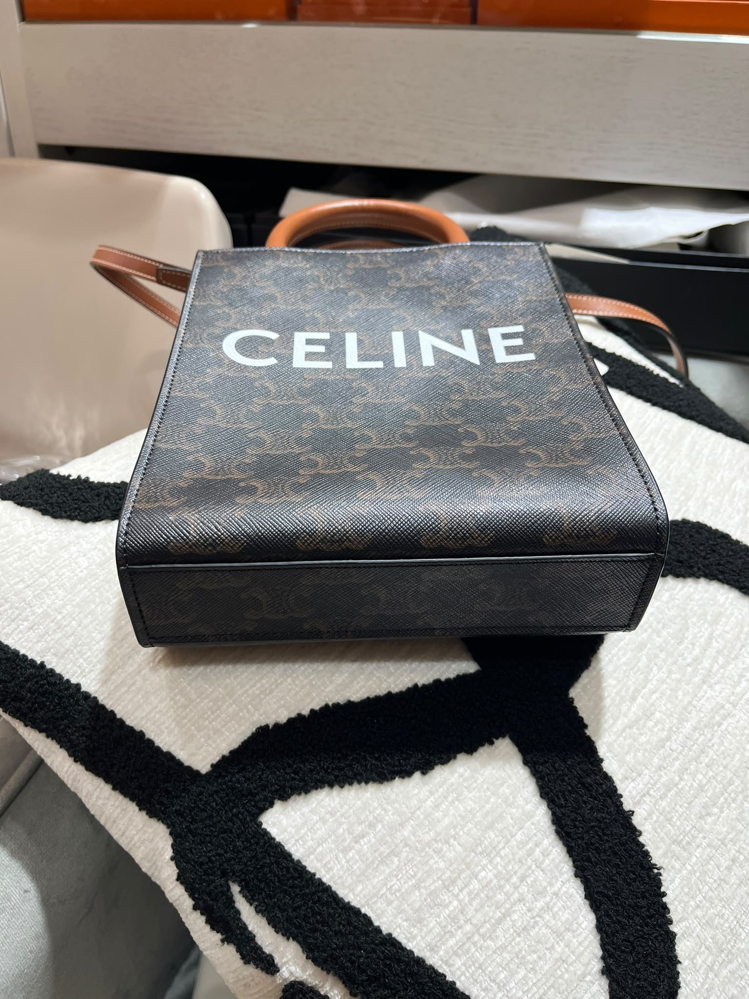 未使用品 Celine mini vertical cabas tote bag   100%Authentic,unused 未使用品 ✅dust bag 