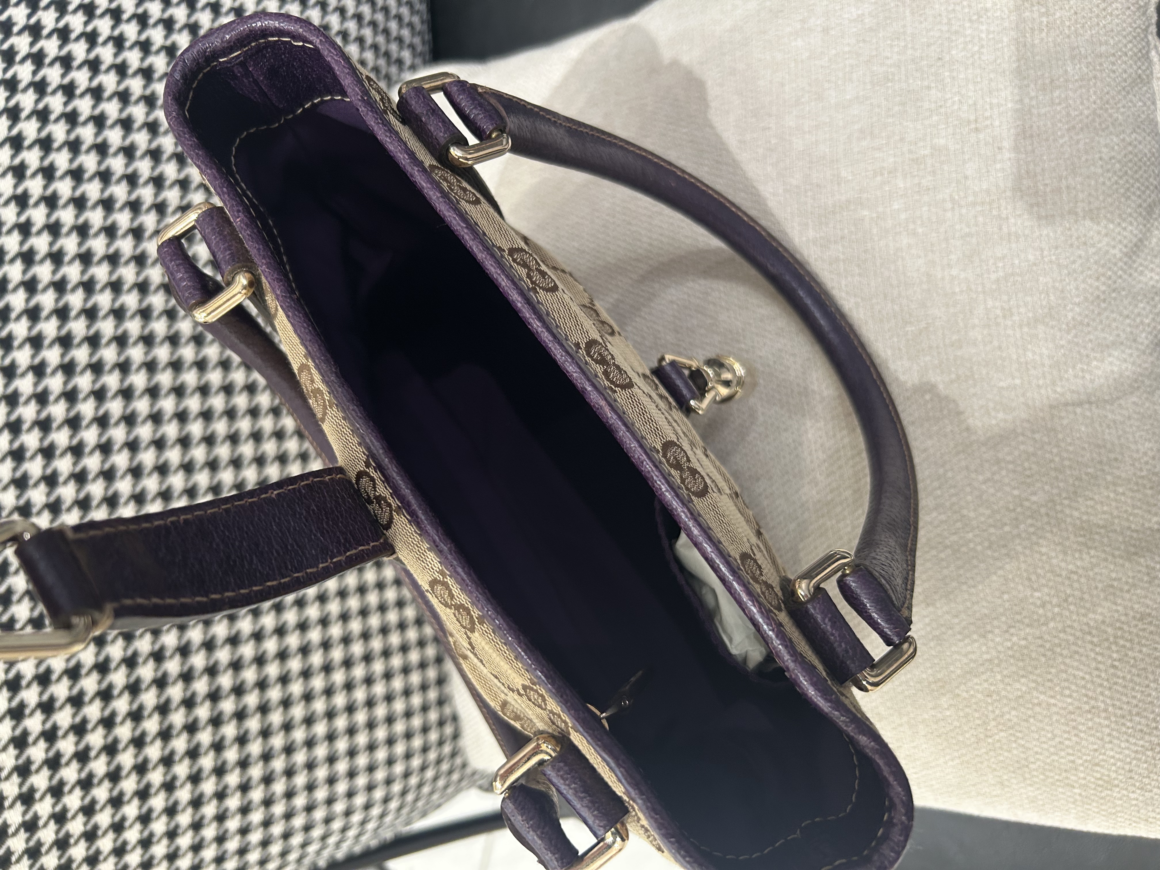 Gucci Jackie Small Handbag Purple 100%Authentic ,95%new✅dust bag 
