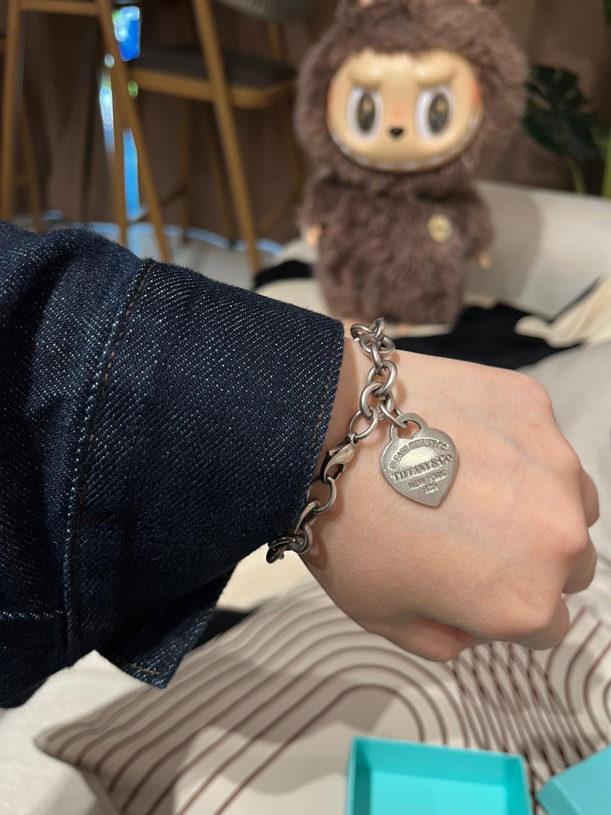 TIFFANY & Co. 心心純銀手鏈  100%Authentic, 95%New ✅Box