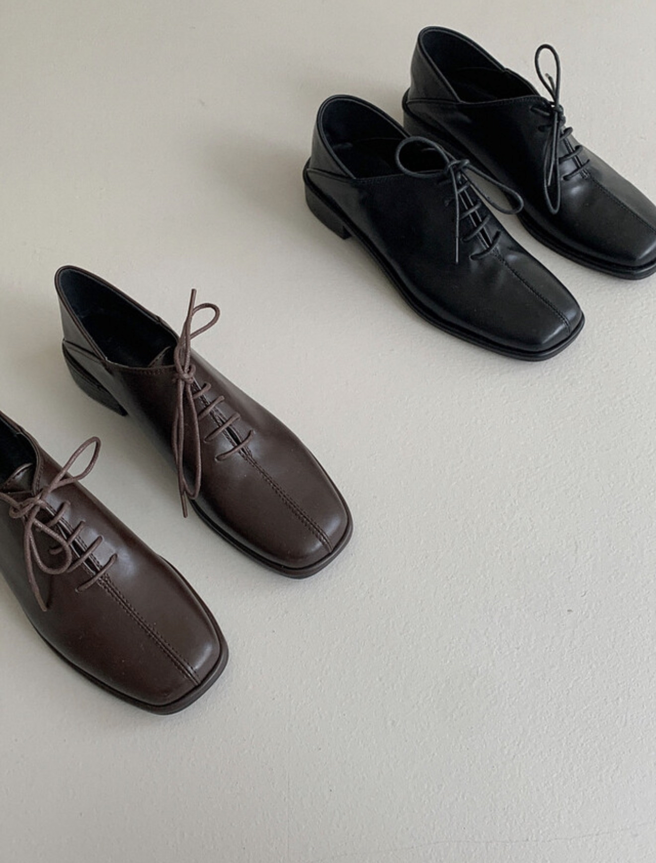 Square Lace-Up Oxfords 