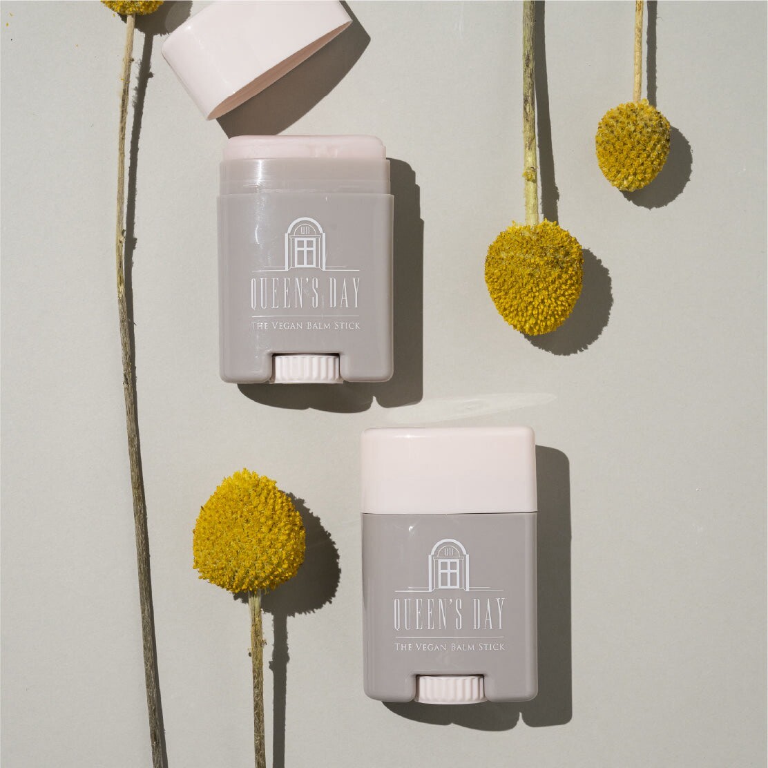 QUEEN 'S DAY【護膚】 < 純素膏棒 >（精華膏） 日本製