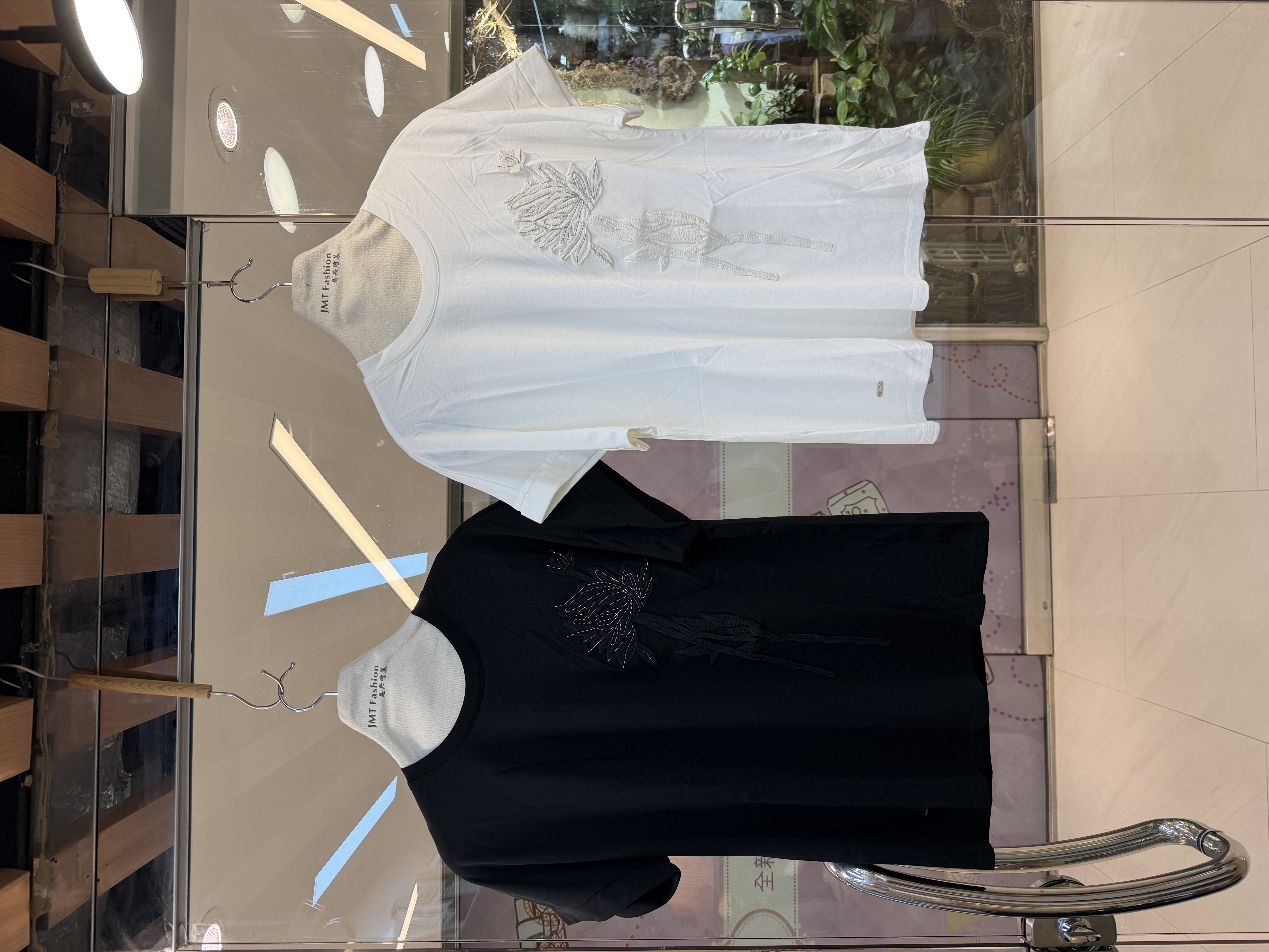 歐洲Tee M529 VE26S977-7324