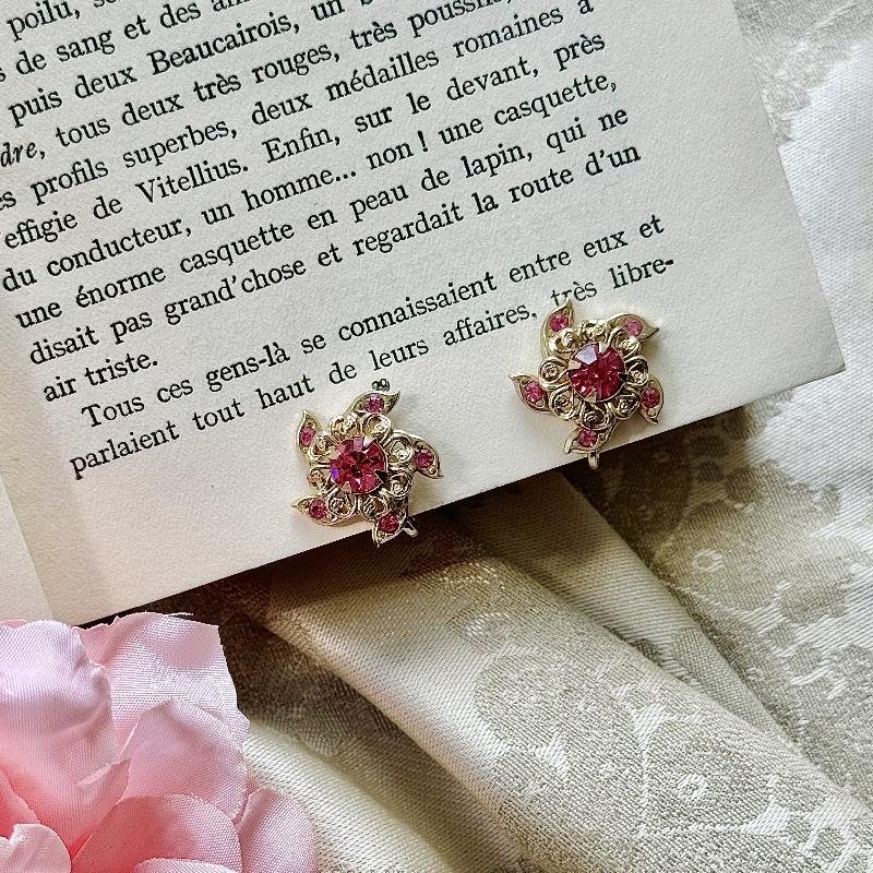 Vintage Stamped "Coro" Swivel Floral Pink Rhinestone Screwback Earrings (MT1677)
