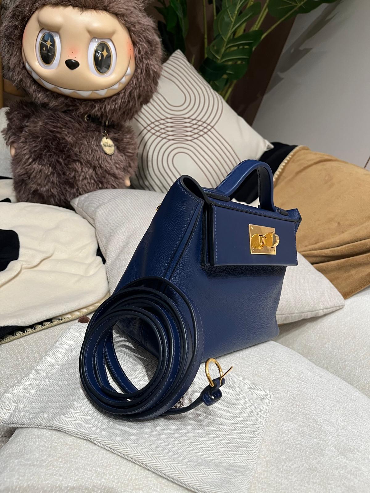 Hermes Mini 2424 Blue Nuit Stamp Z 100%Authentic, 98%New ✅Dust bag✅Box