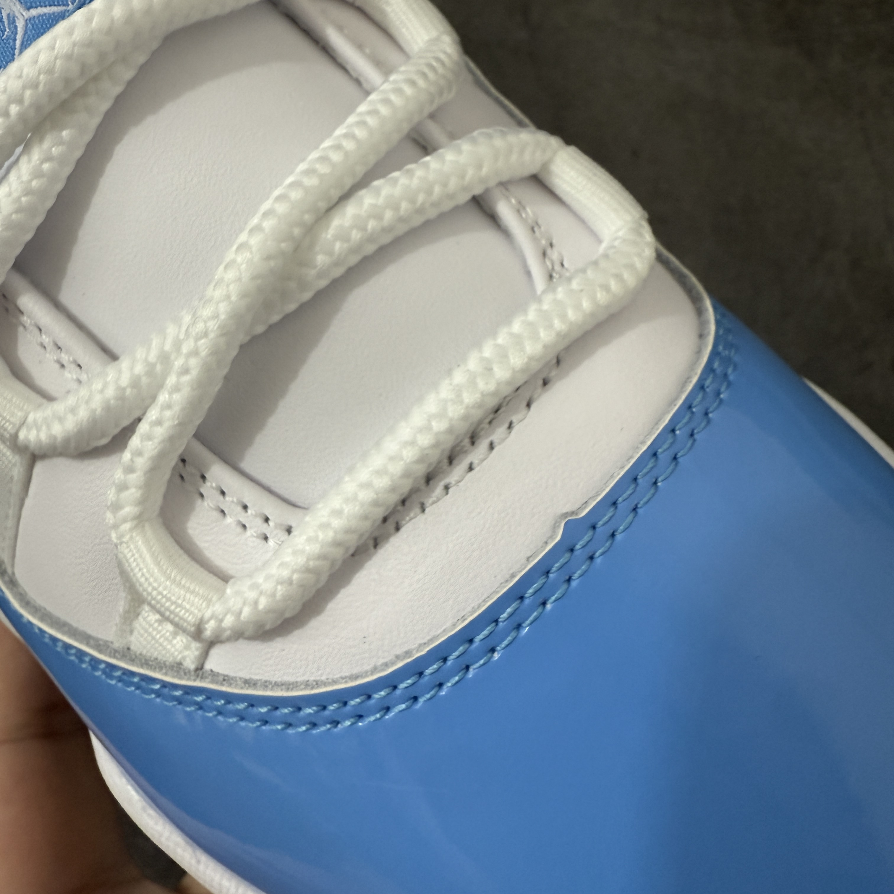 Air Jordan 11 Retro Low FV5104-100