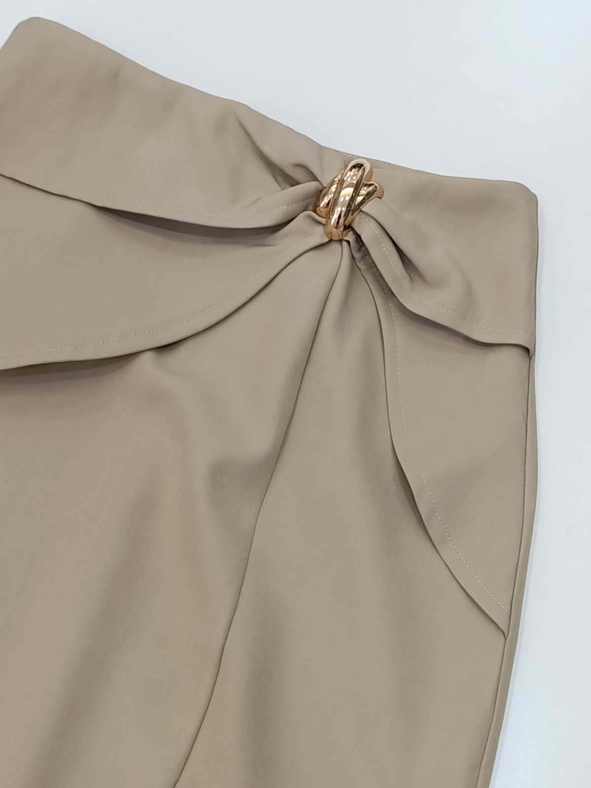 Elegant Drape Slit Midi Skirt M207