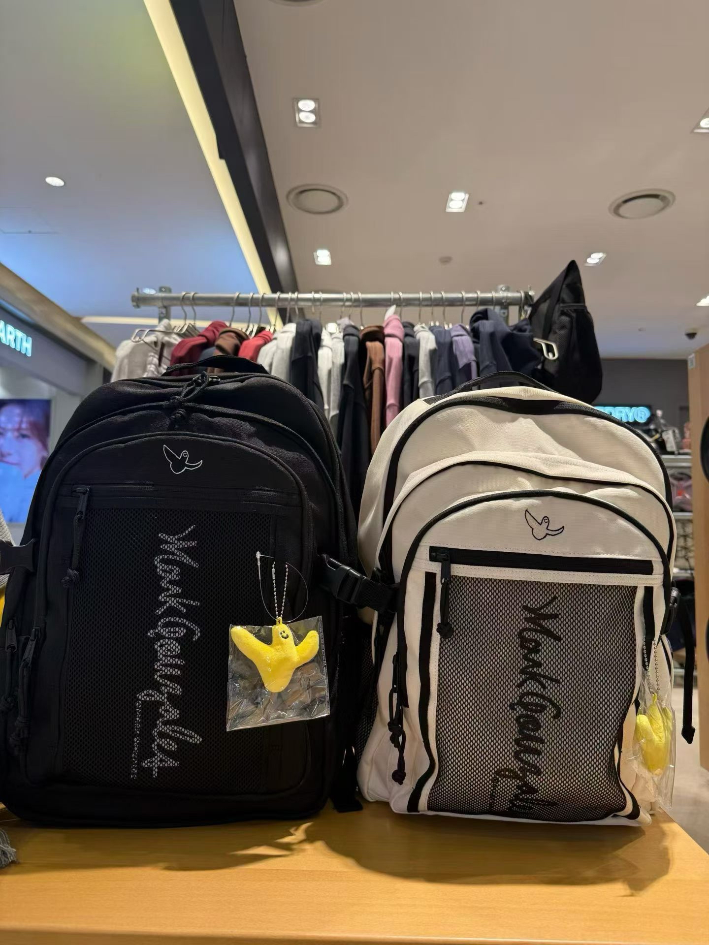 *🇰🇷韓國直送Mark Ginzales🇰🇷韓國專門店/免稅店 爆款熱賣背囊贈送天使鑰匙圈🔥男女同款