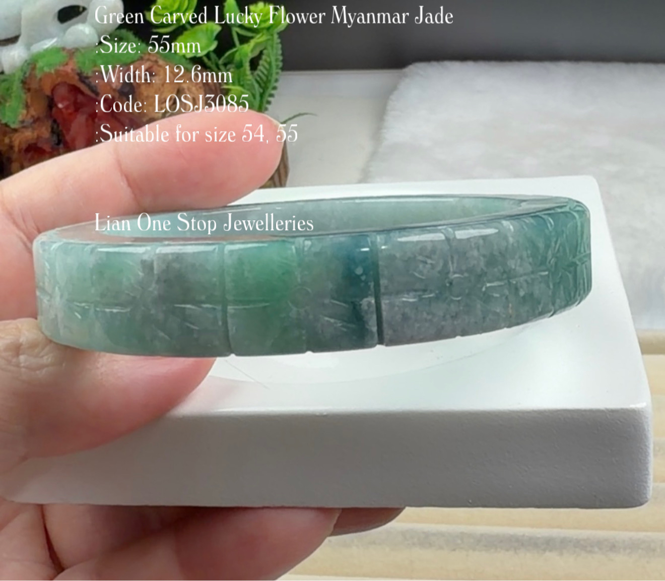 5.5cm Code: LOSJ3085 Green Carved Lucky Flower Myanmar Jade