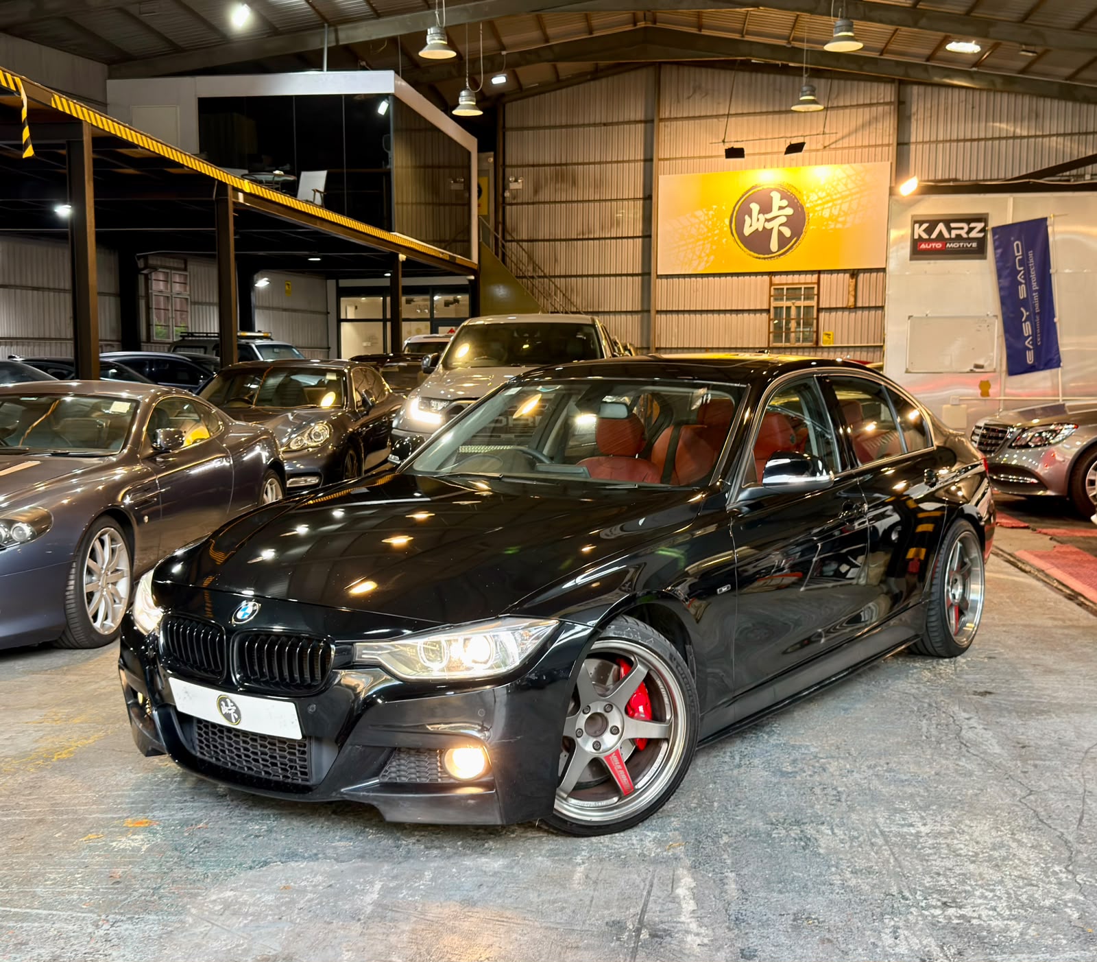 B.M.W. 328i Saloon Sport (F30) 2012