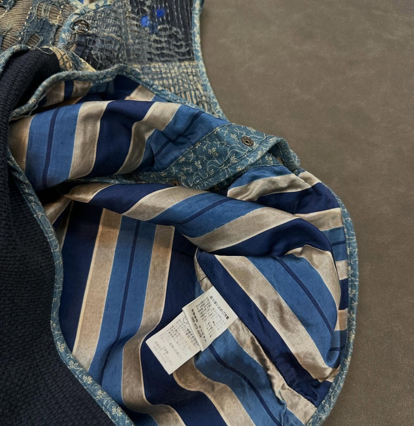 全世界只出一次，冇再翻做，古著Brown Beach 為藍本，Kapital 最出名boro 及背面用用高級劍道布，值得收藏 HKD 6000 size 3 95新 長64cm 胸52cm