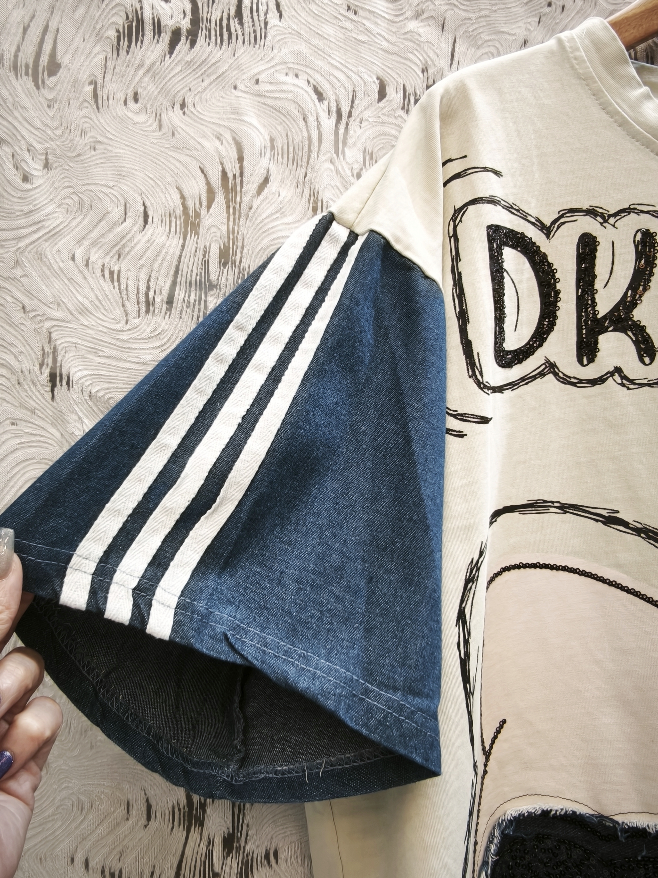 拼接牛仔吉蒂貓