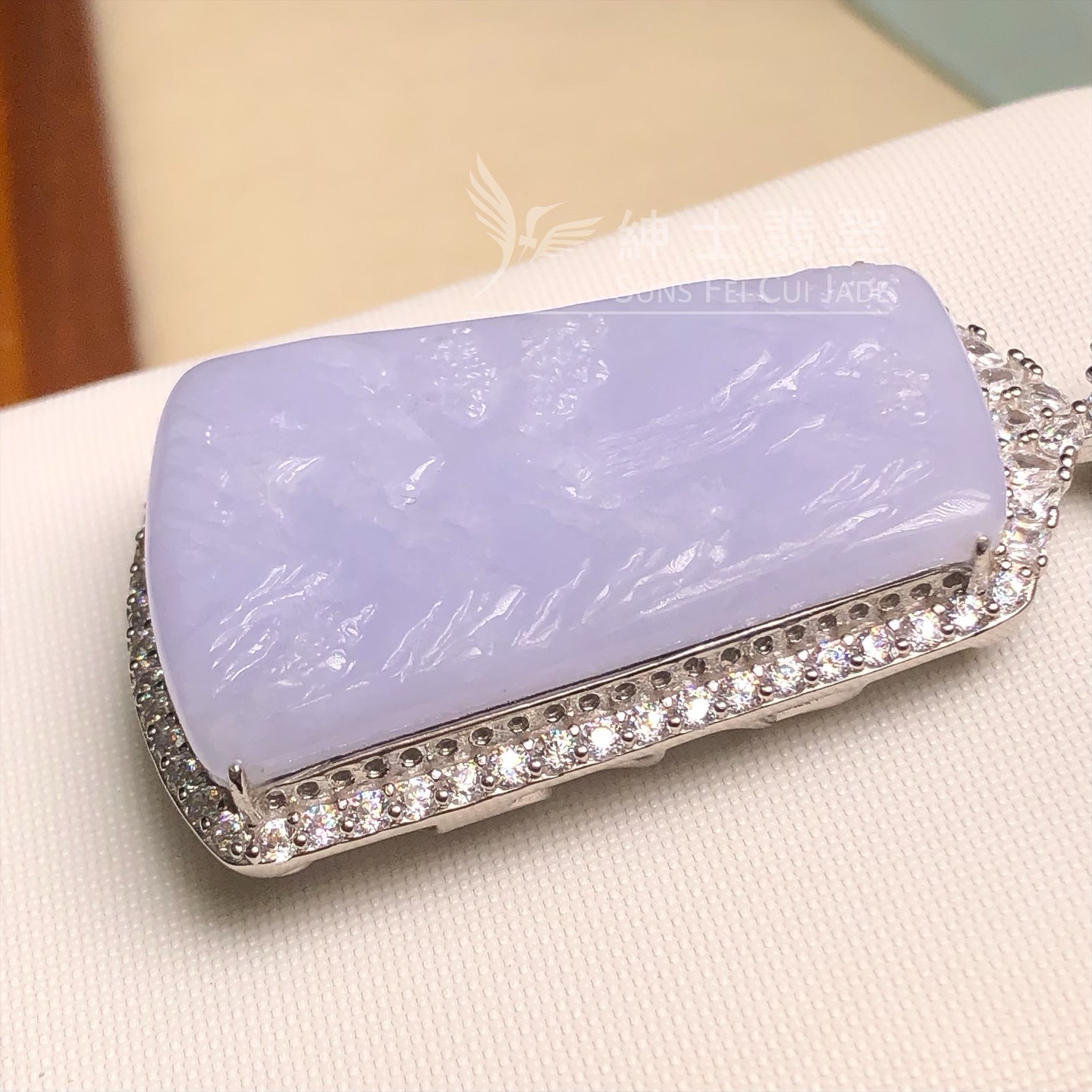 紫羅蘭山水牌銀鑲鋯石吊墜