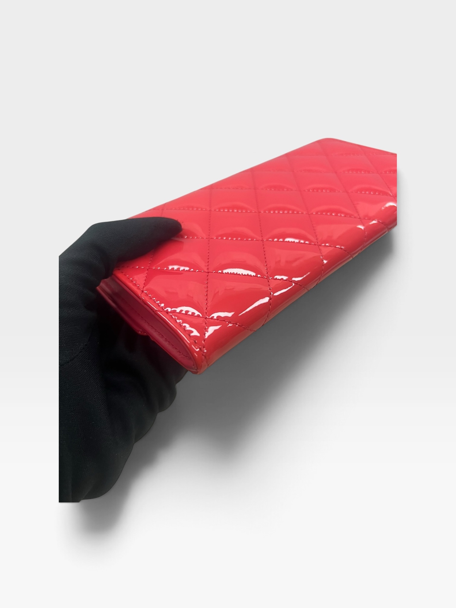 Pre-Owned CHANEL Long Wallet /Product Code: 102704