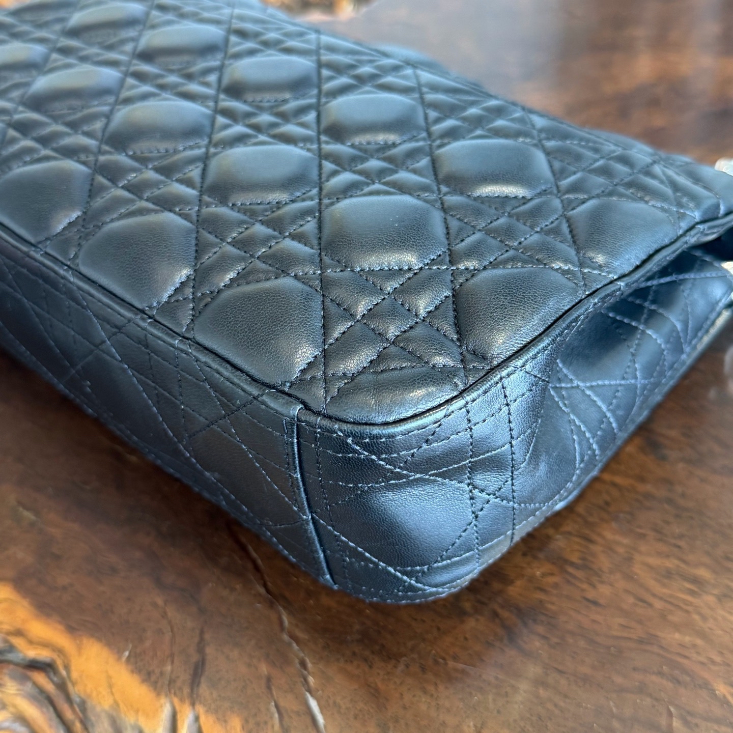 【預訂貨品】Dior黑銀金屬藤格紋羊皮包