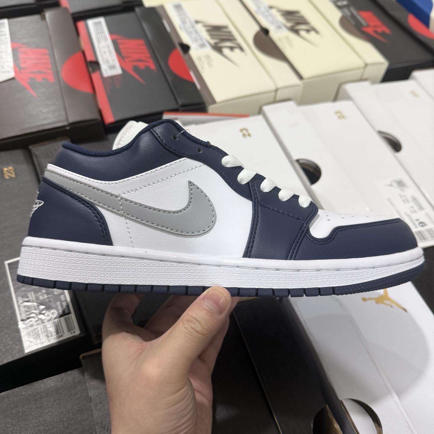 Nike Air Jordan 1 Low 553558-141