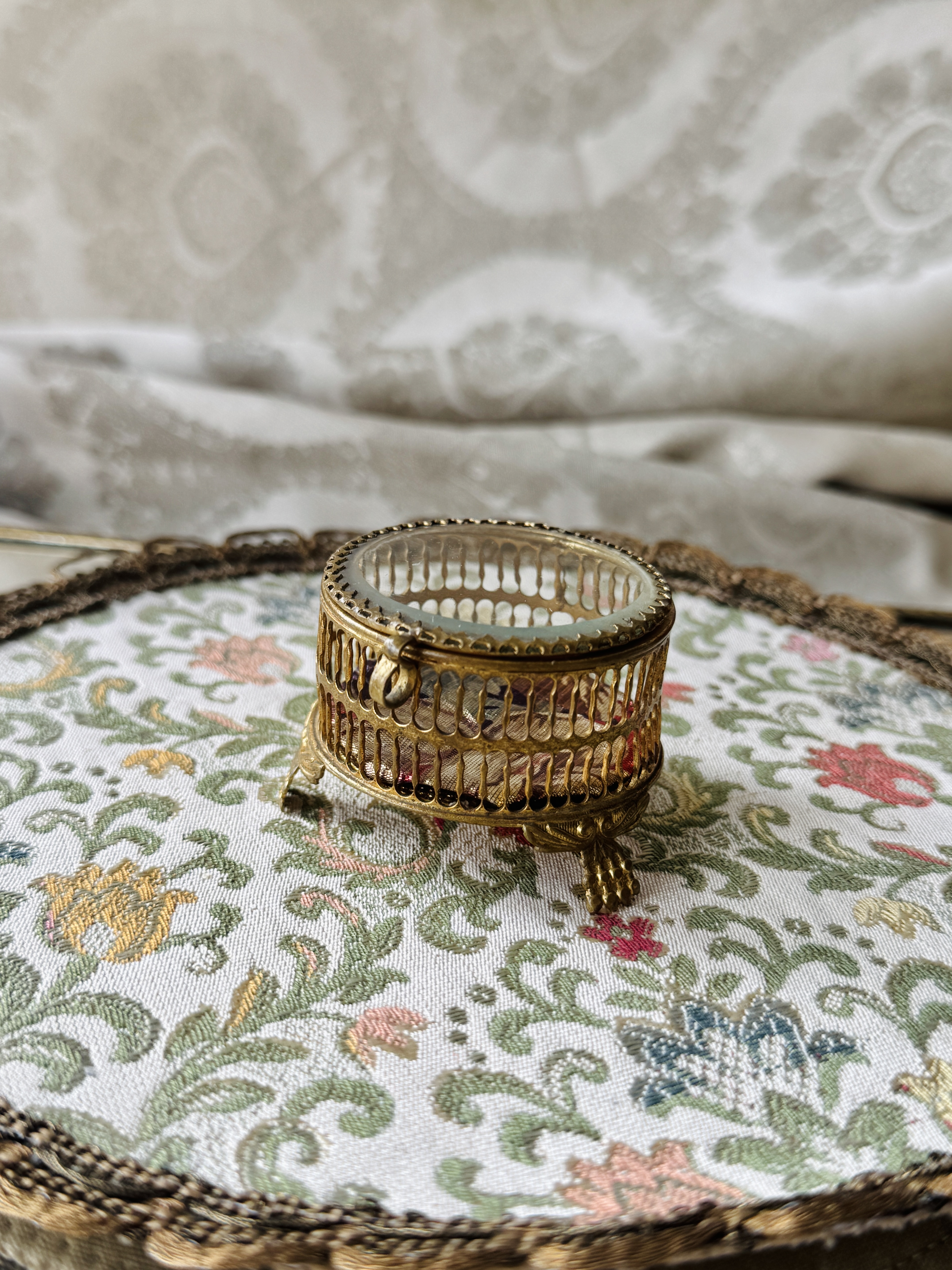 Antique Late Victorian Early Edwardian Ormolu Miniature Boudoir Vanity Box (MT2489)