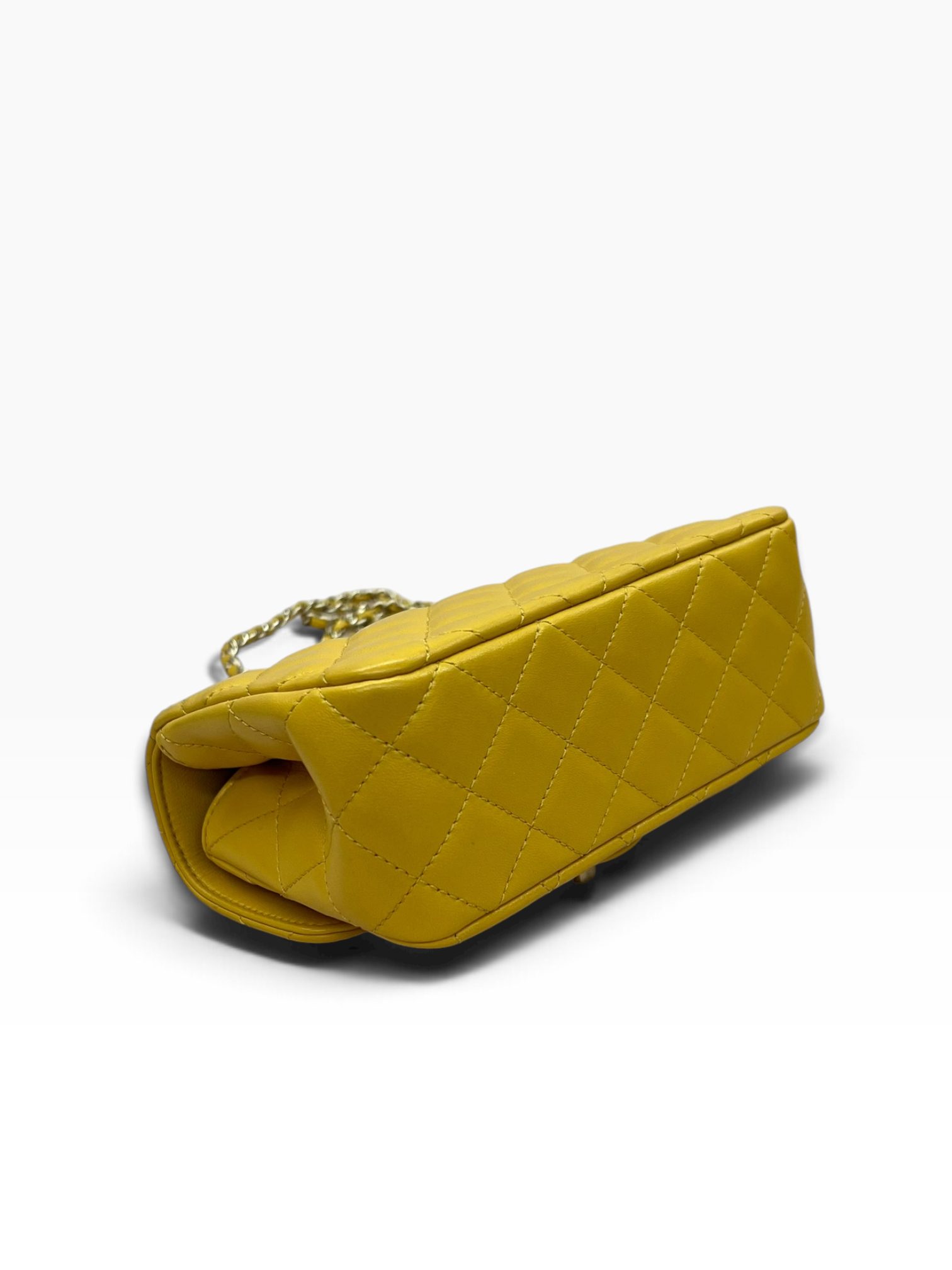 Pre-Owned CHANEL Chain Shoulder / Product Code: 100302