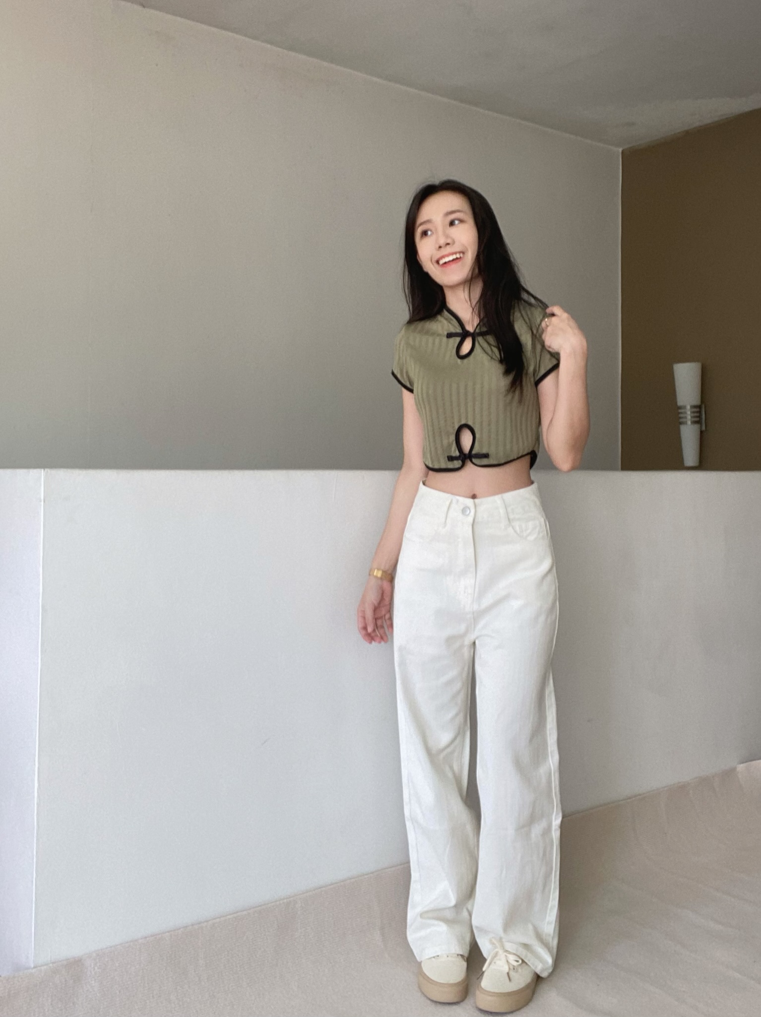 Serene Chinese Tee | Green