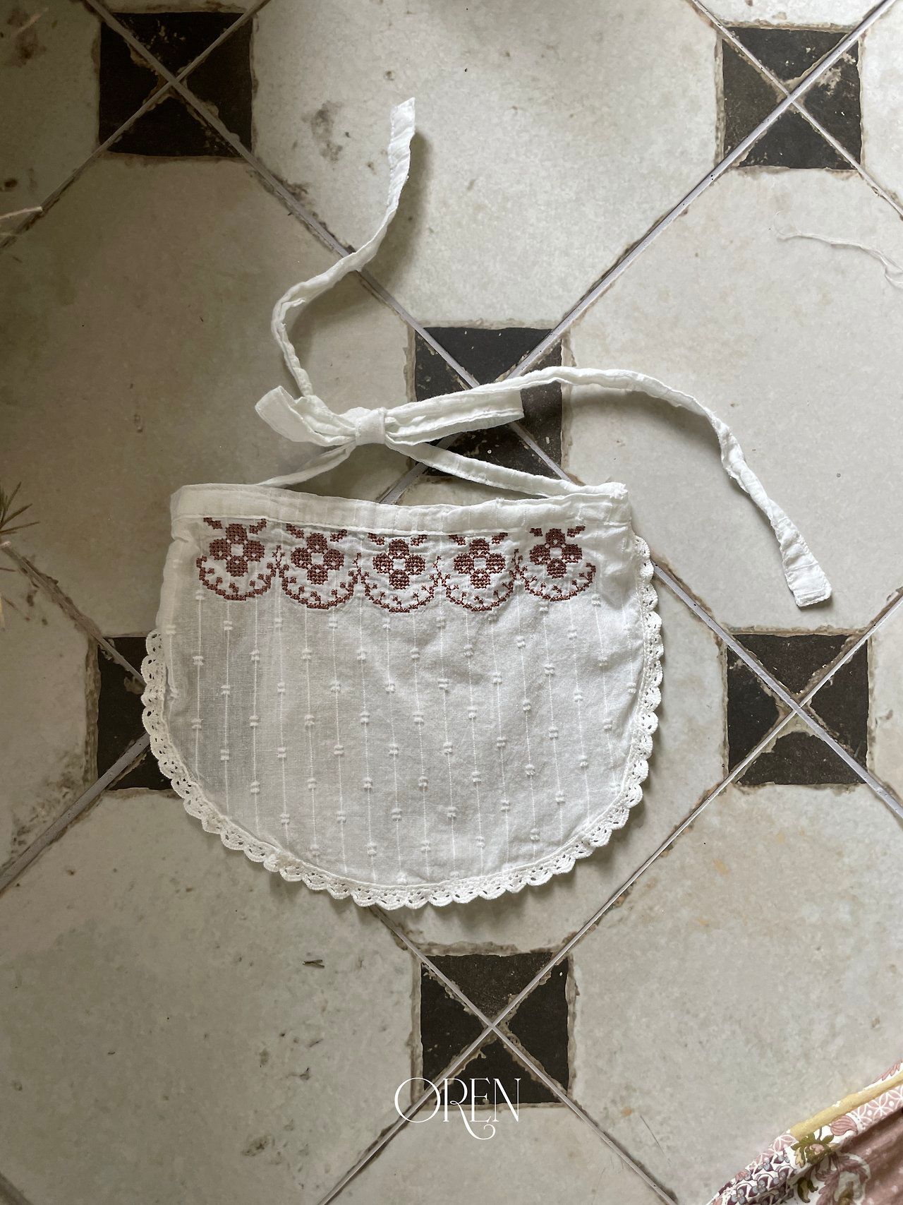 CH4449 Apron