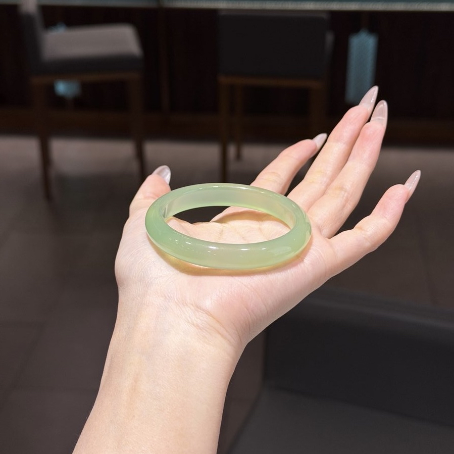 💚葡萄青提浅绿玛瑙玉髓手镯
