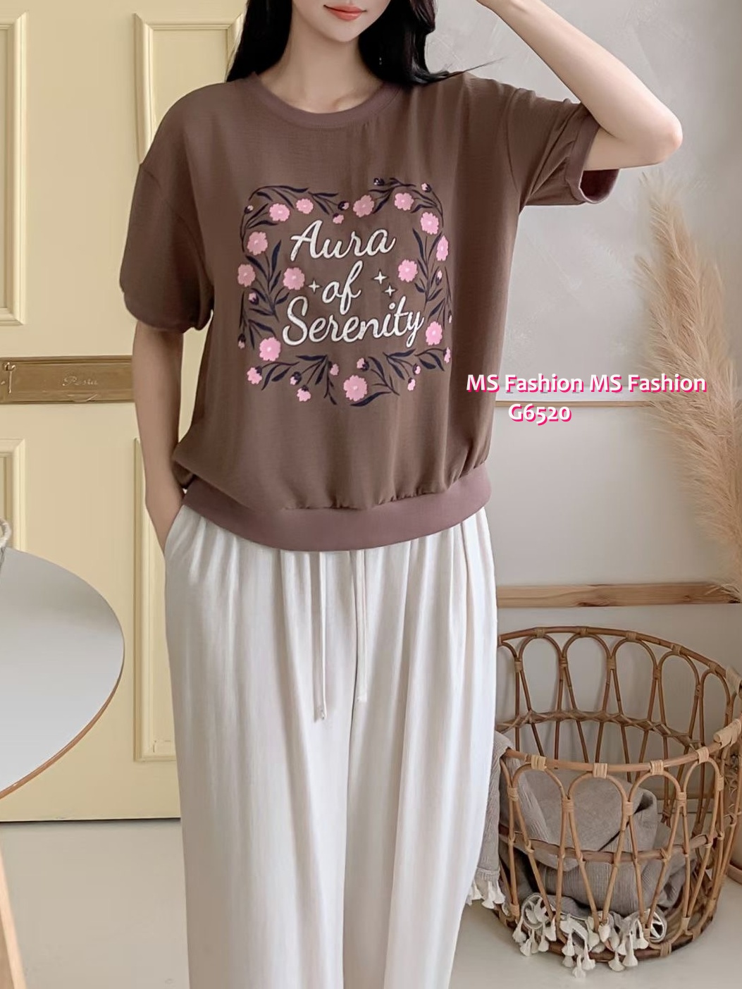G6520 花花字母print top