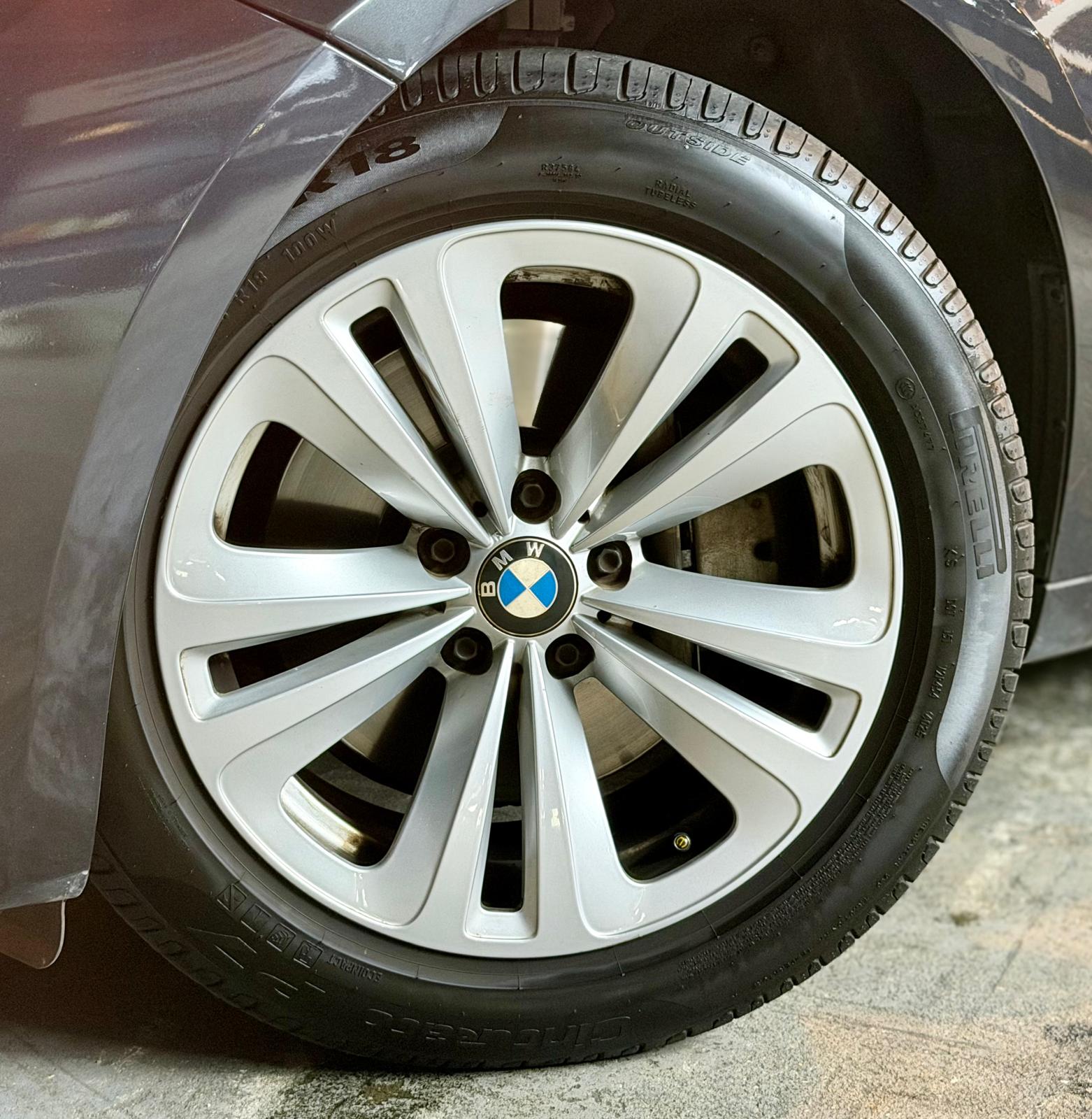 B.M.W. 535i GranTurismo Executive 2012